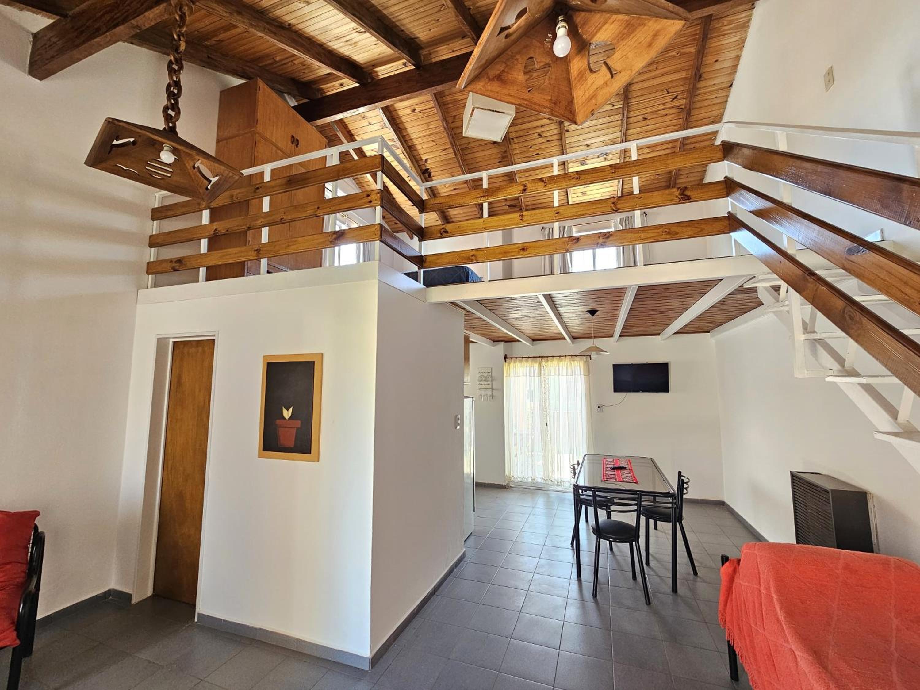 One-bedroom Loft Apartment  photo 1
