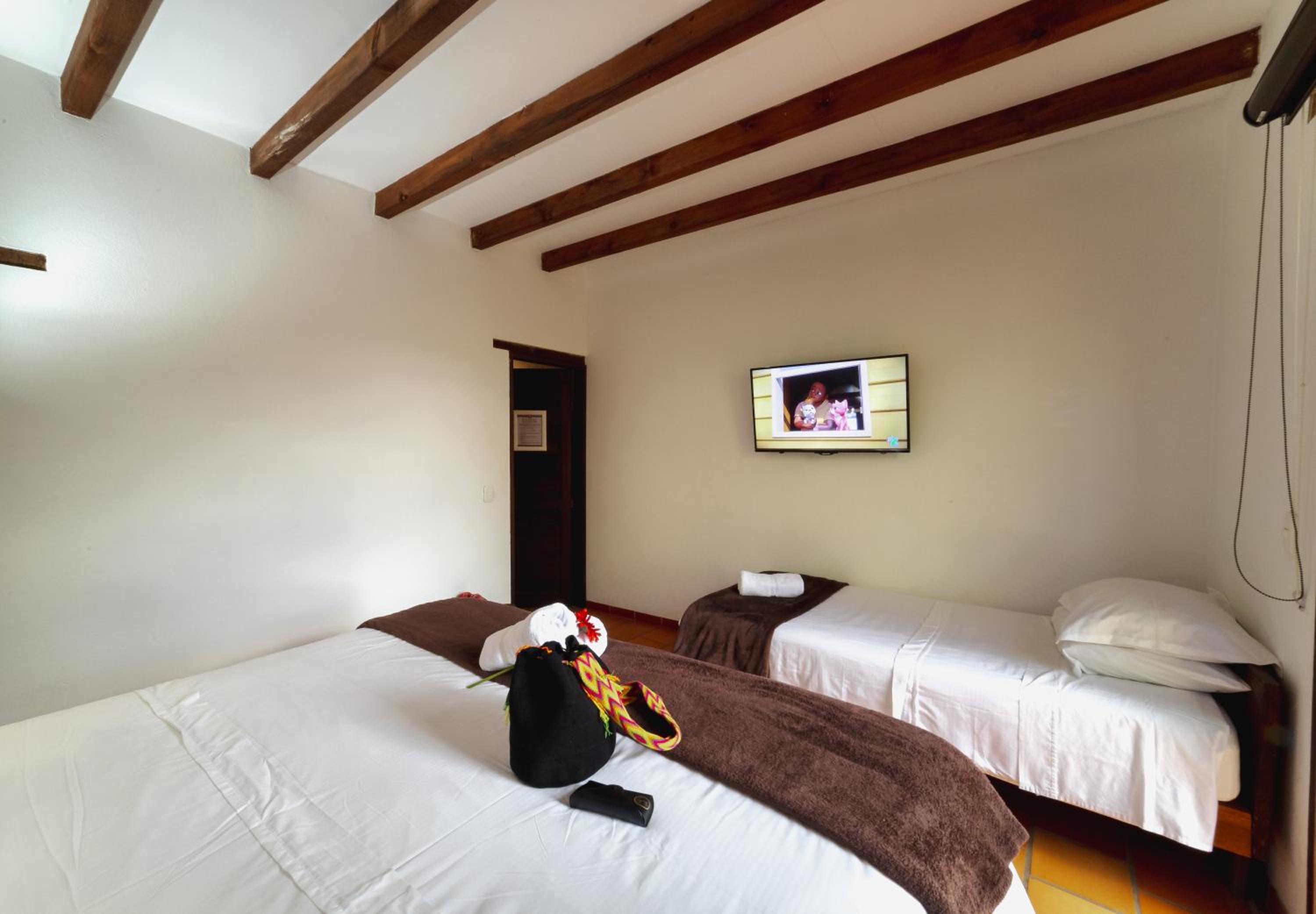 Triple Room with Terrace photo 1