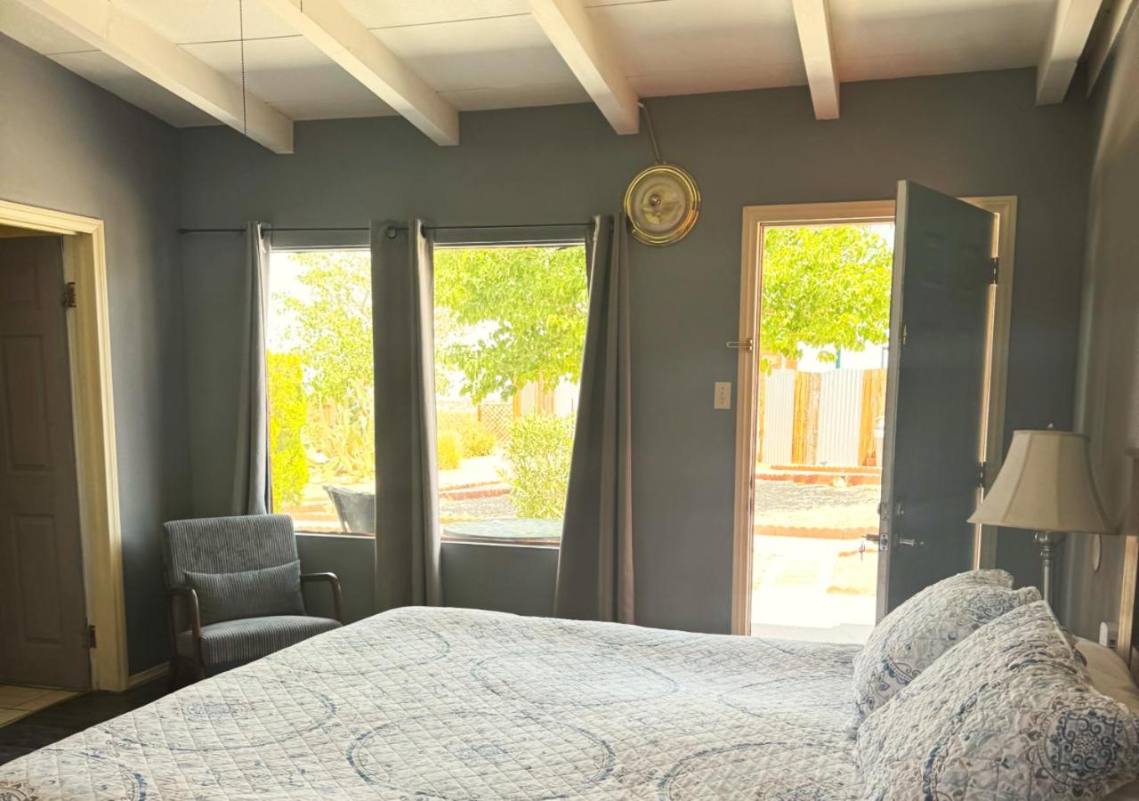 King Room with Garden View