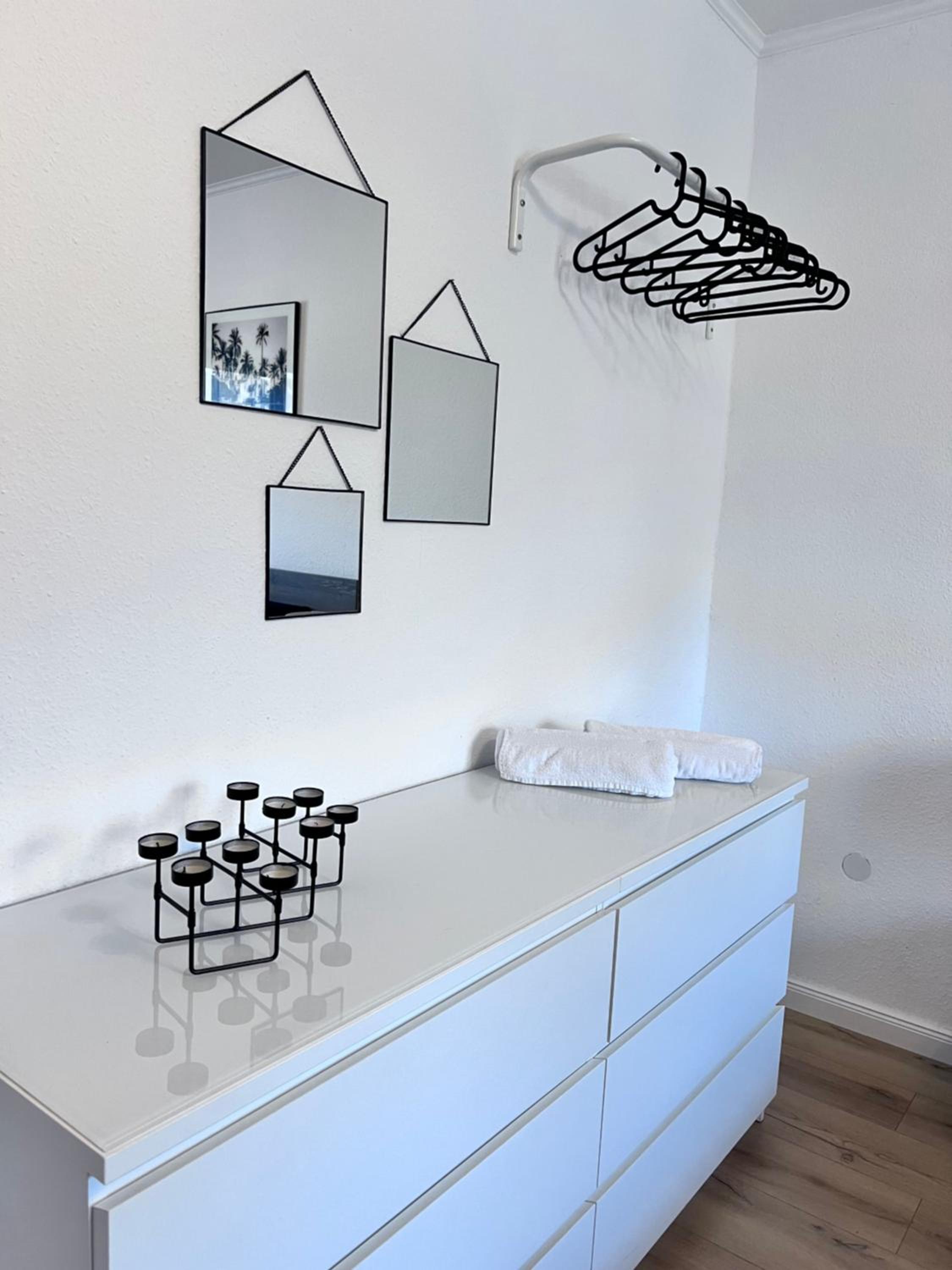 Apartment with Terrace - Photo 7