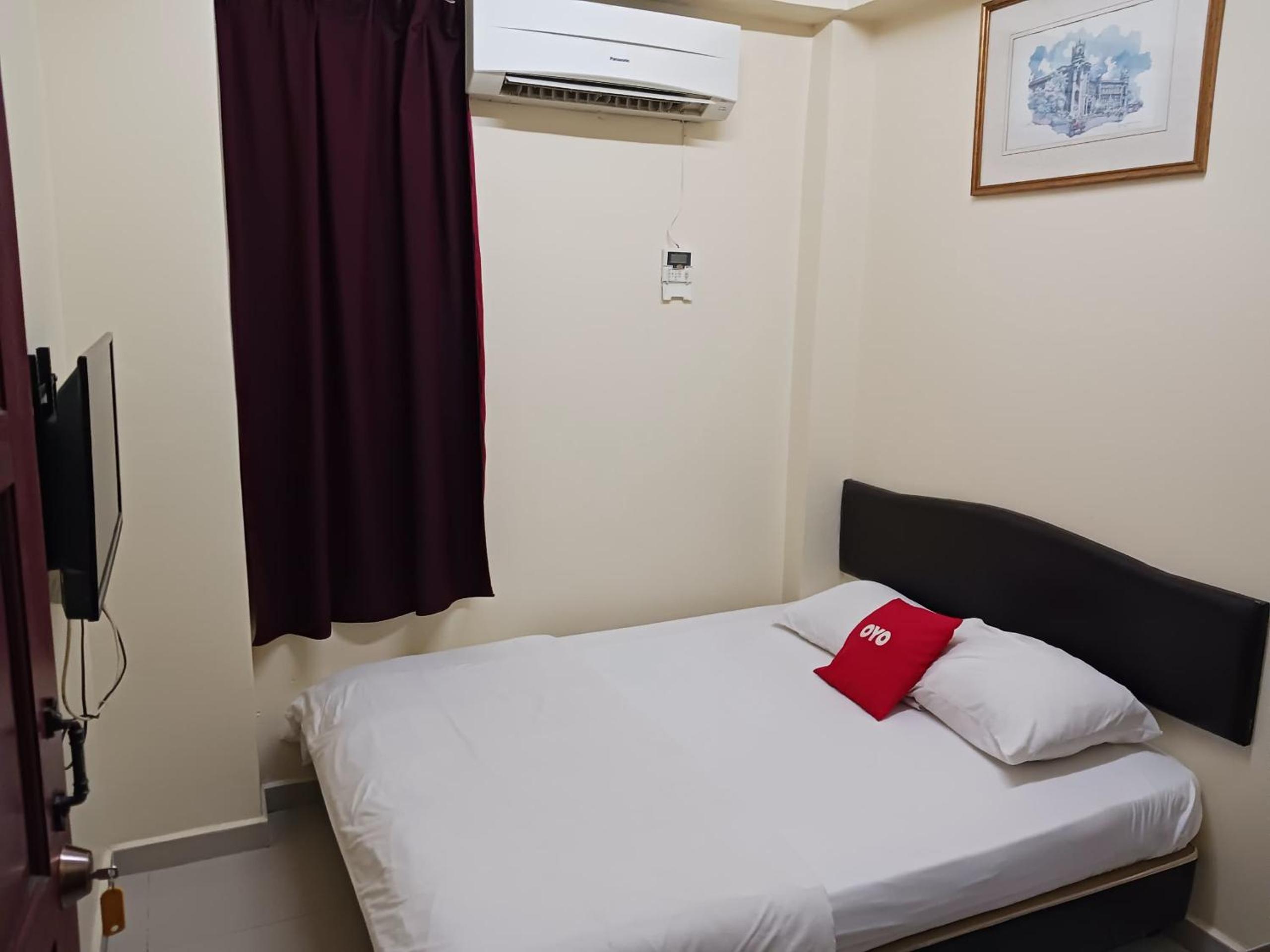 Deluxe Double Room photo 3