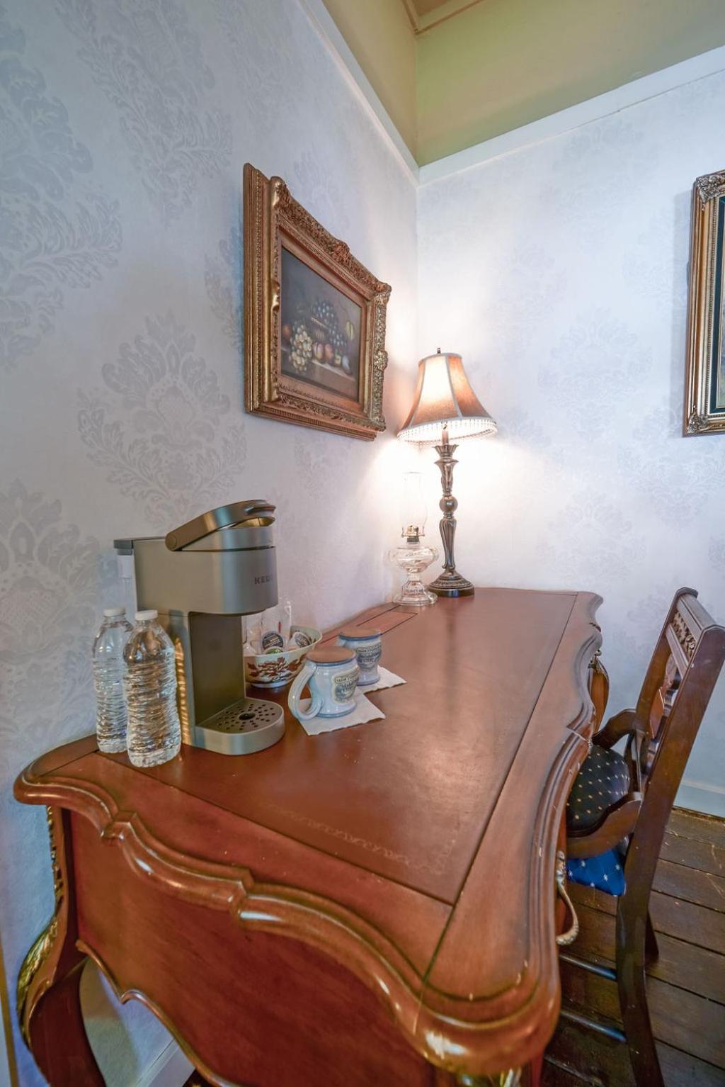 Junior Suite with Garden View photo 3
