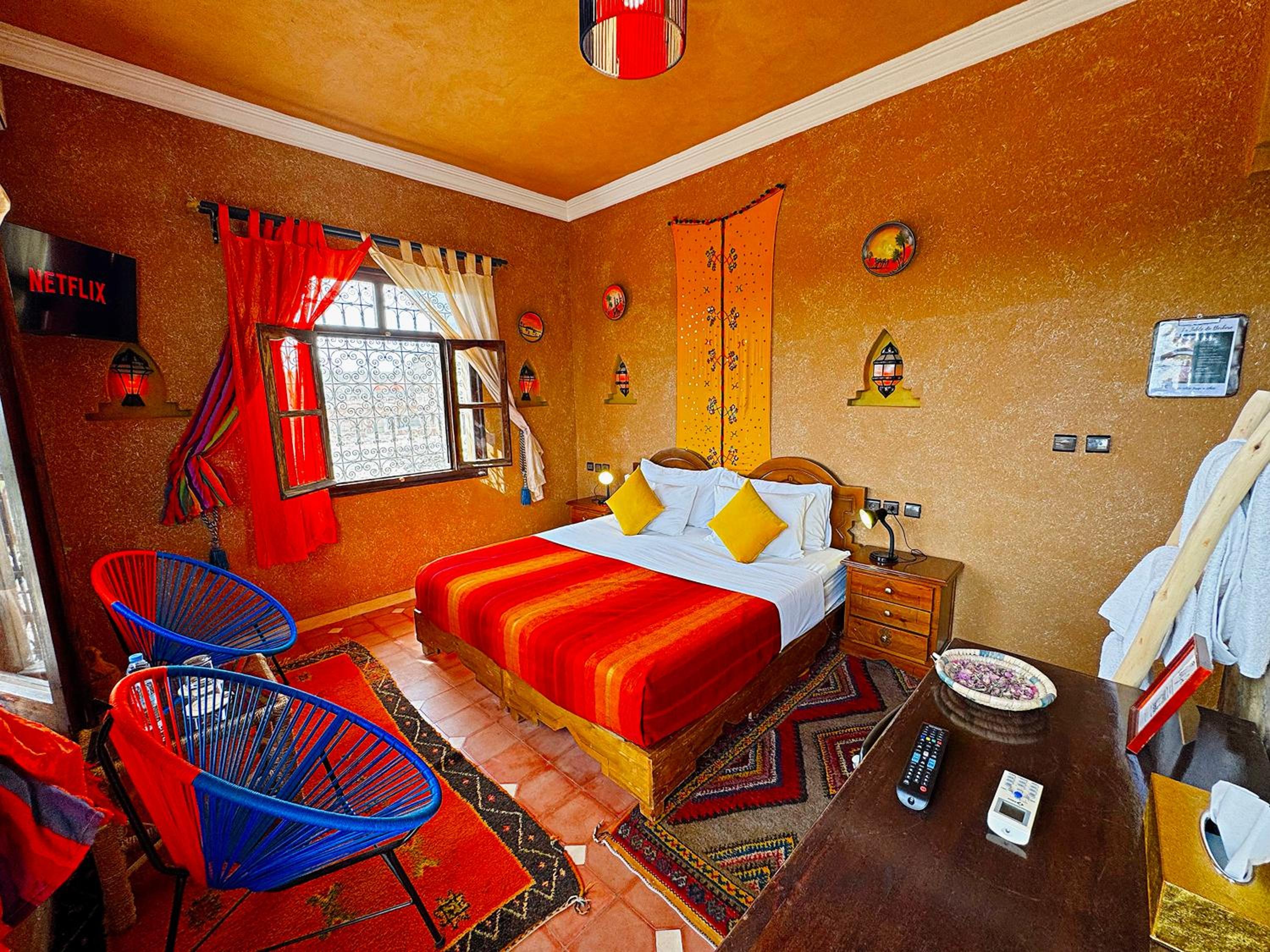 Deluxe Double Room with Balcony photo 2