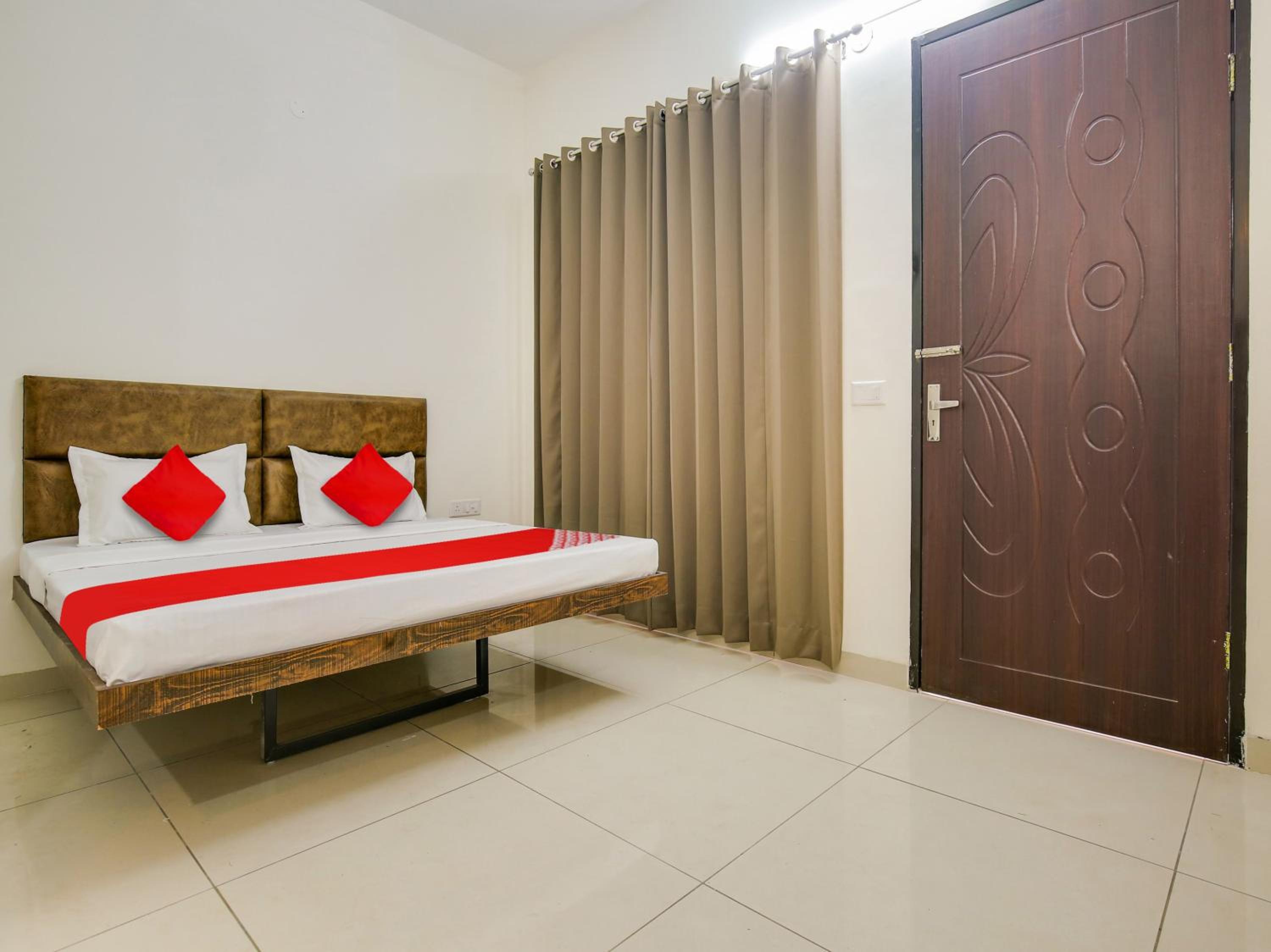 Classic Triple Room photo 2