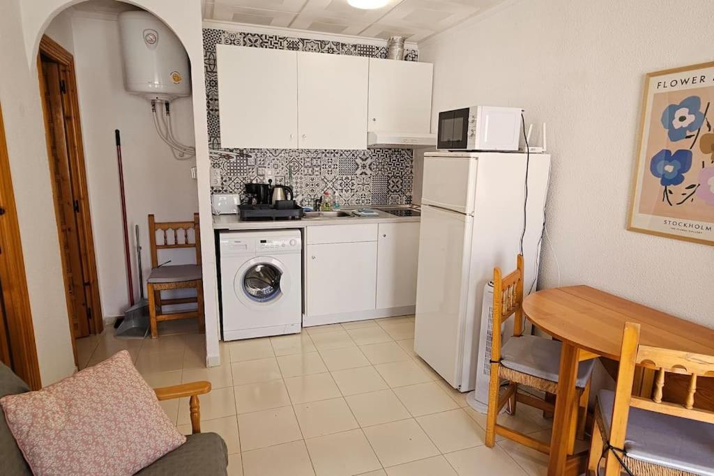 One-Bedroom House photo 3