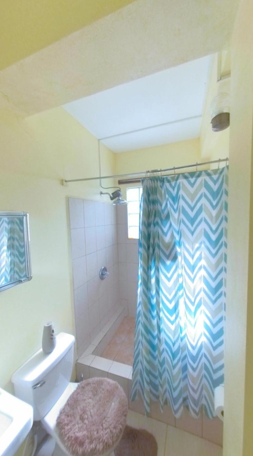 Two-Bedroom Deluxe Apartment With Balcony photo 2
