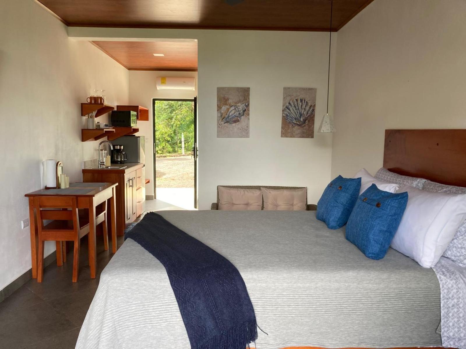 Deluxe Queen Room photo 1