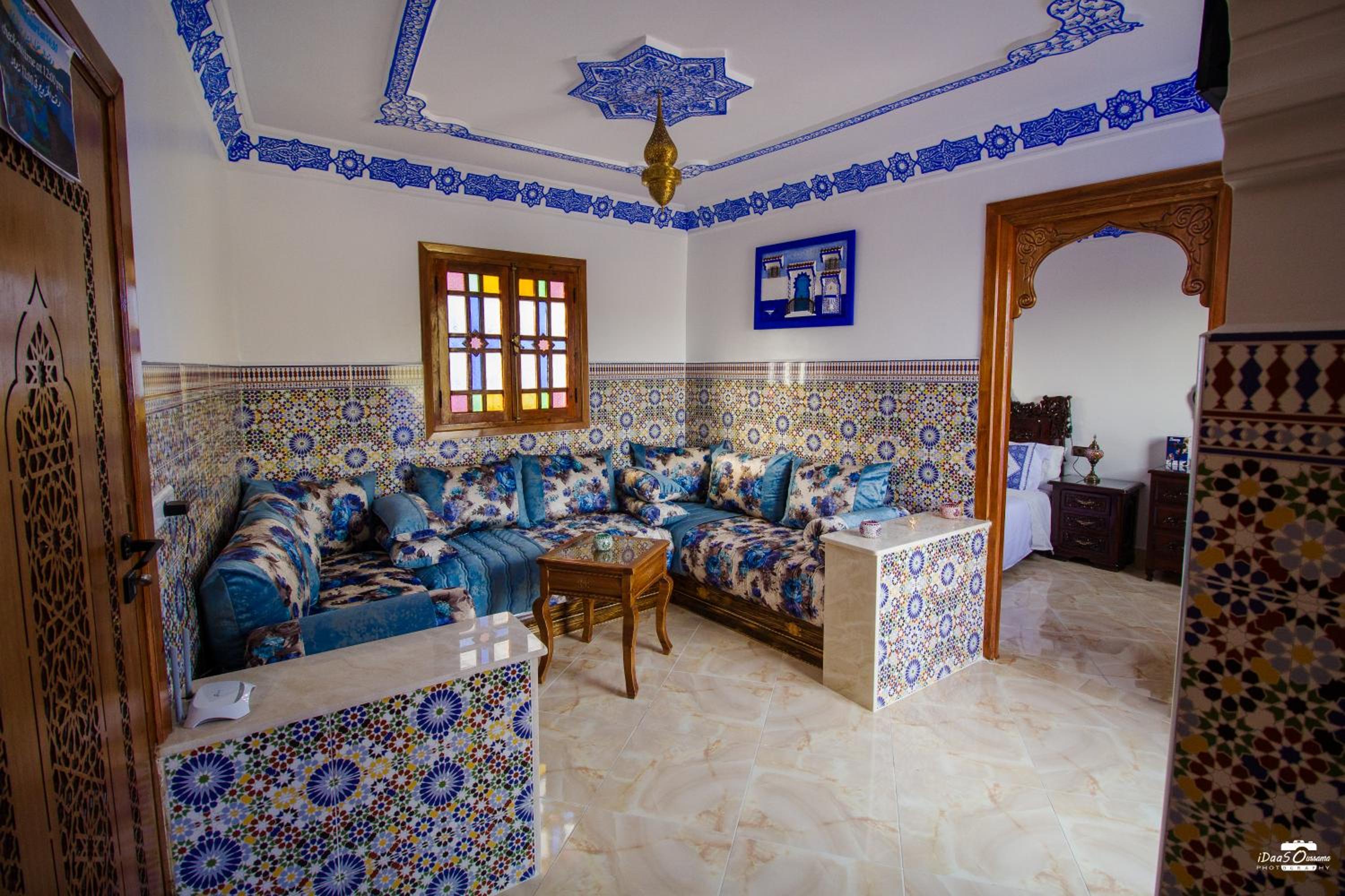 Apartment with Terrace - Photo 5