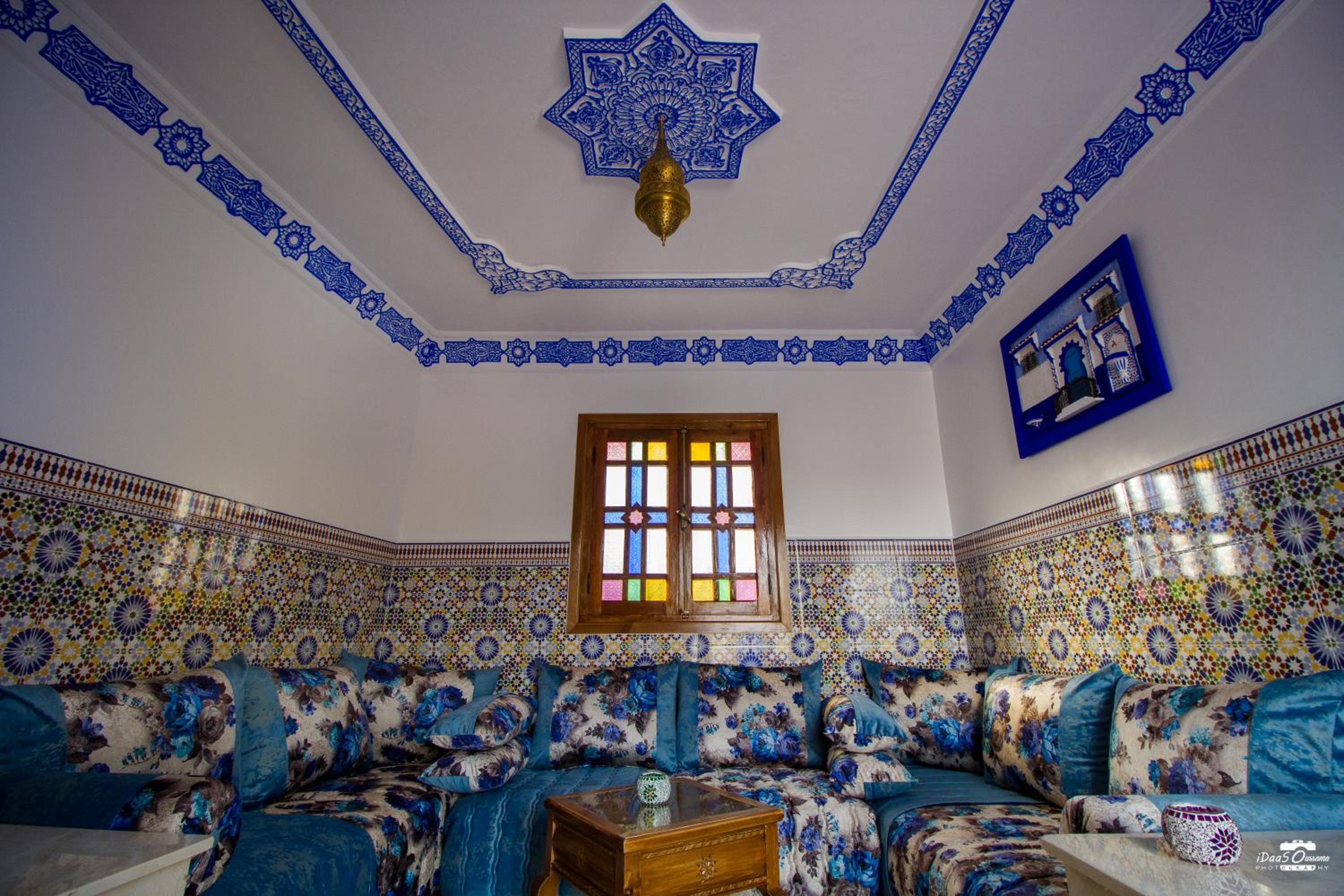 Apartment with Terrace - Photo 1