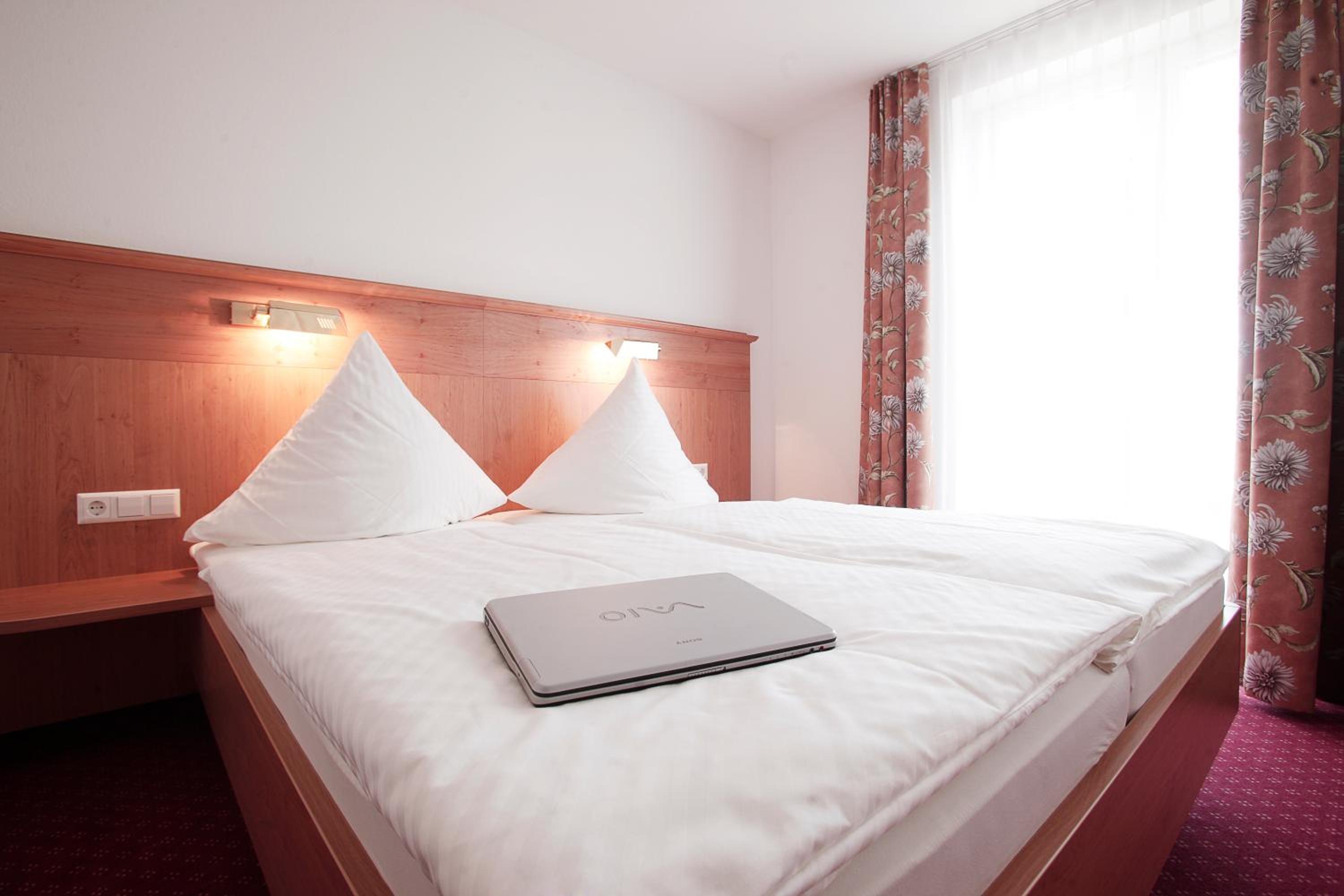 Comfort Double or Twin Room - Photo 1