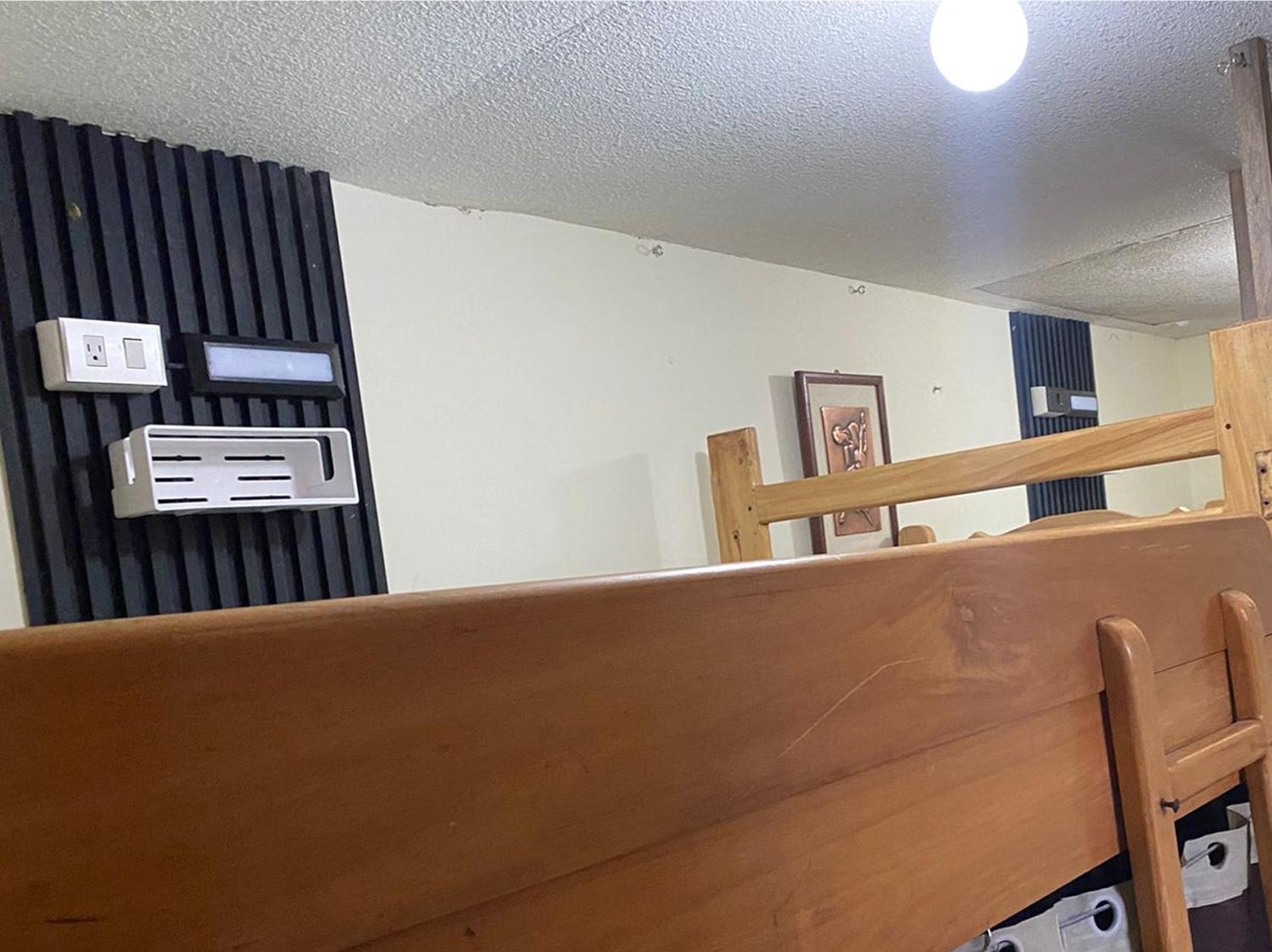 Single Bed In Dormitory Room photo 2
