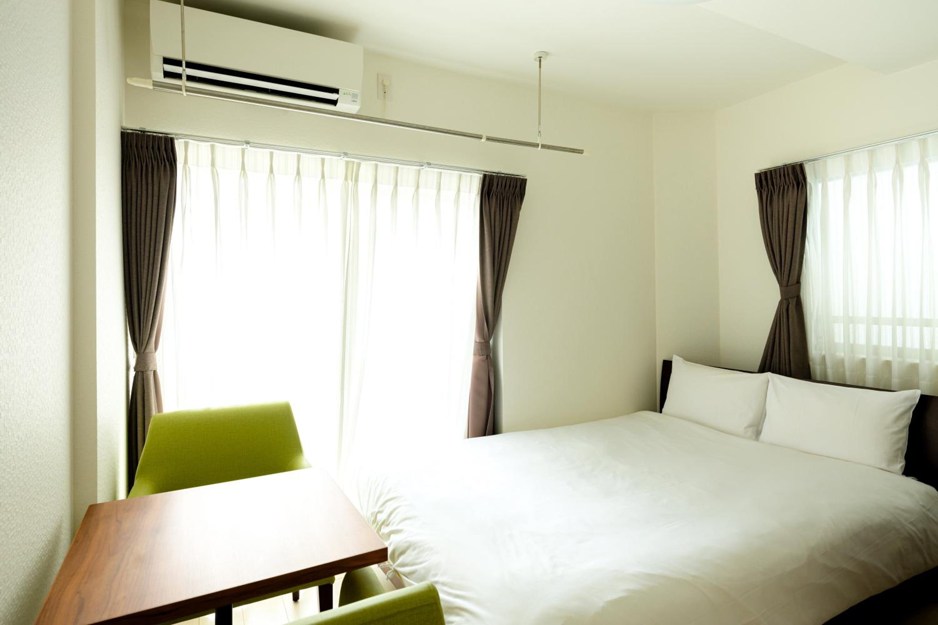 Double Room with Private Bathroom photo 3