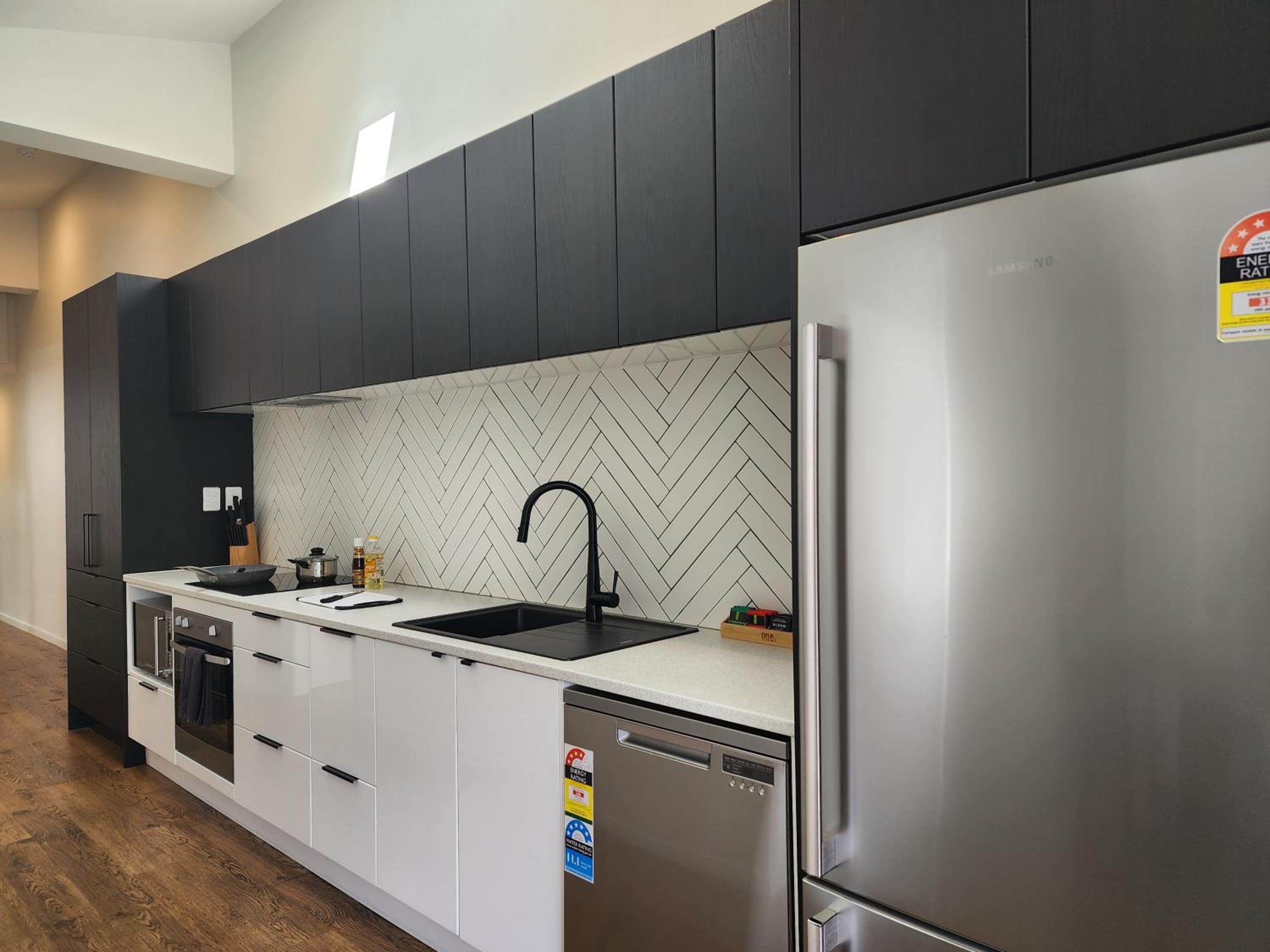 Two-Bedroom Apartment - Photo 16