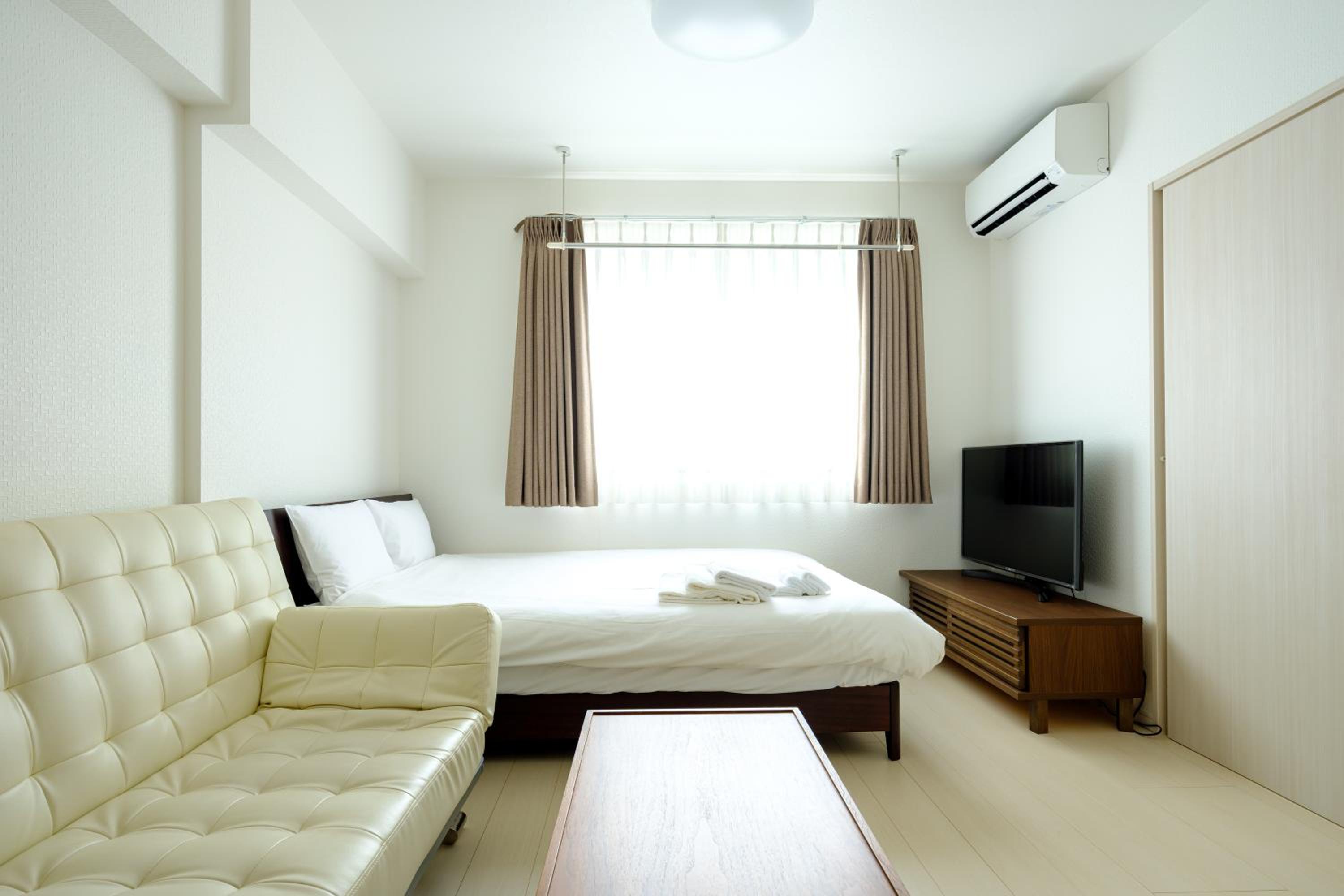 Classic Apartment photo 1