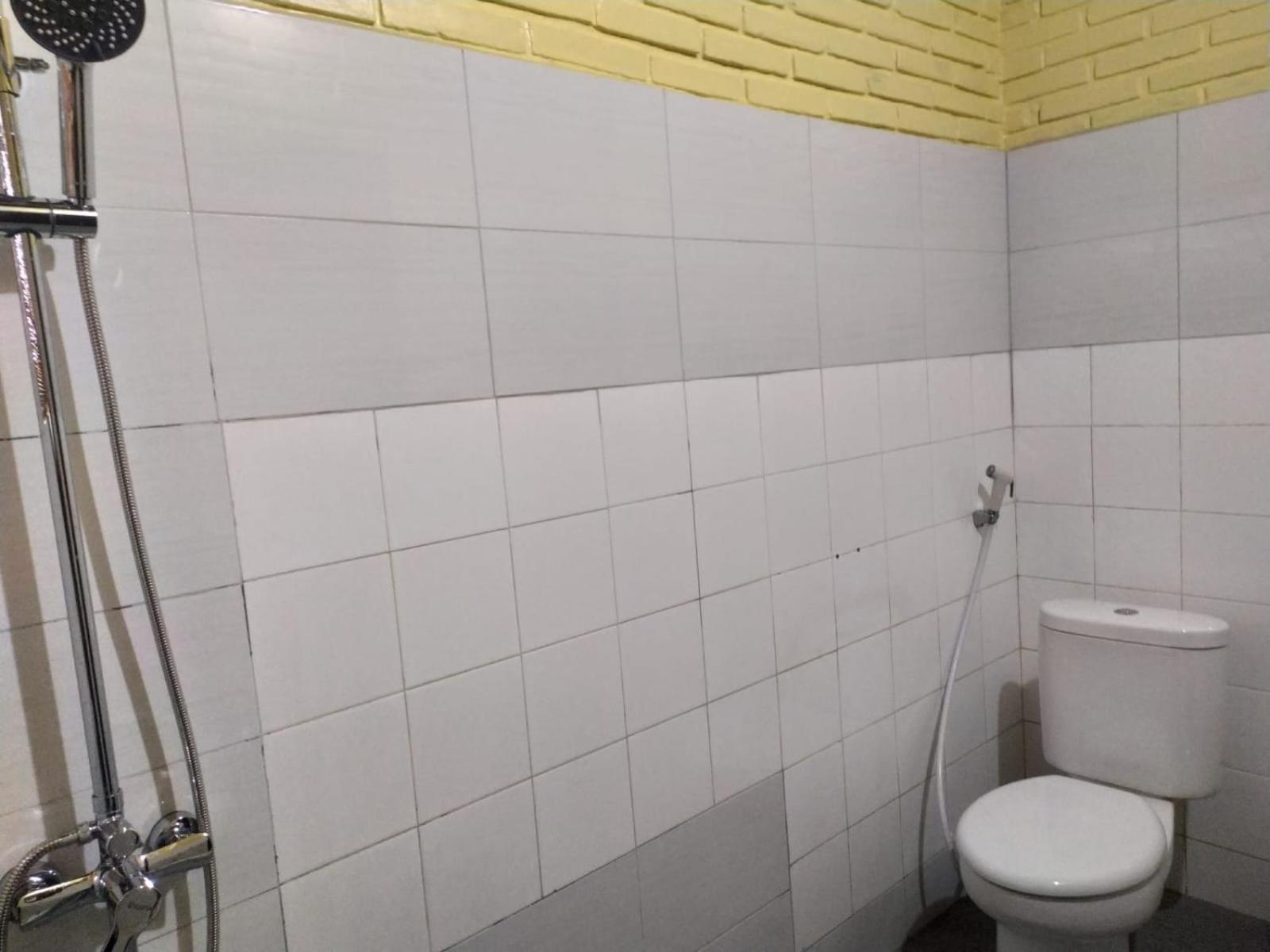 Standard Double Room - Photo 4