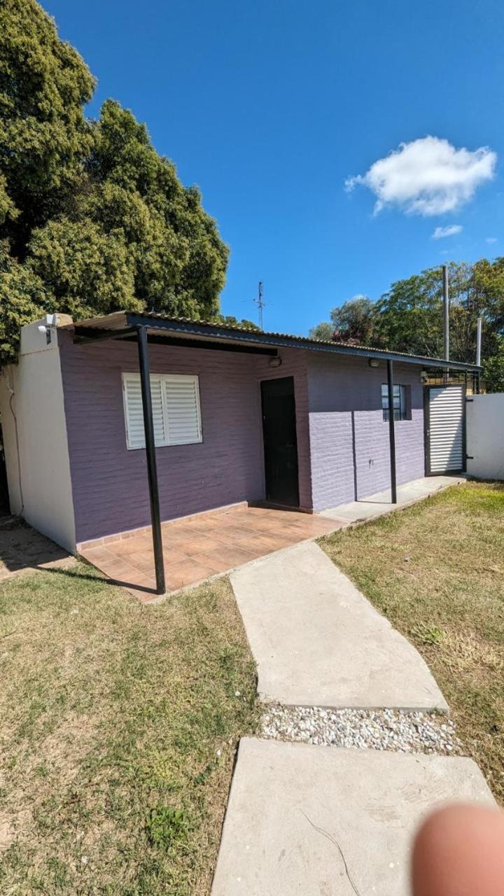 One-Bedroom House photo 1