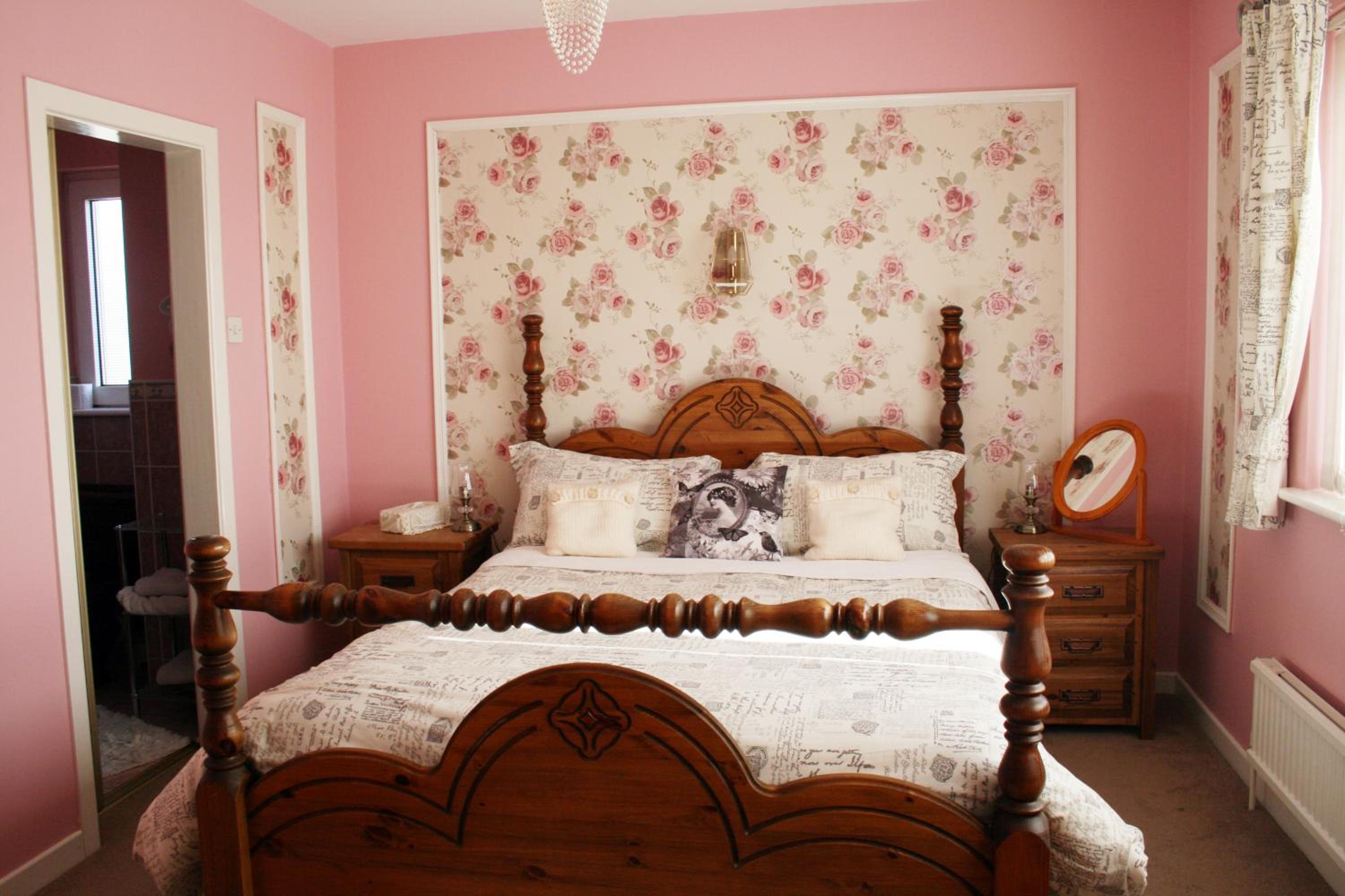 Budget Double Room - Photo 1