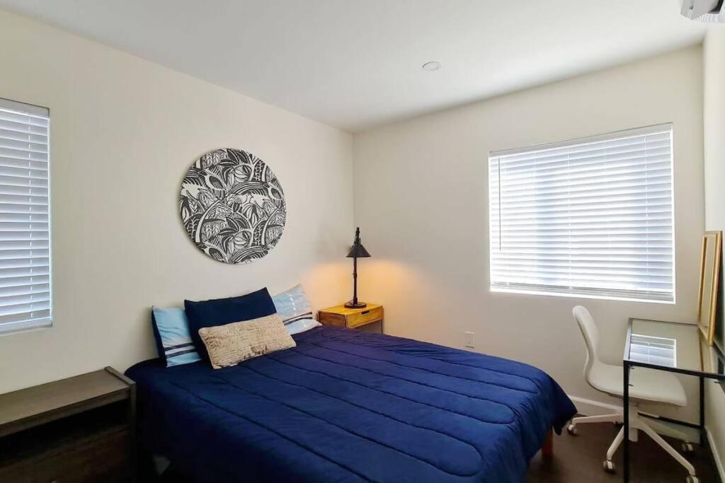 Three-Bedroom House photo 1