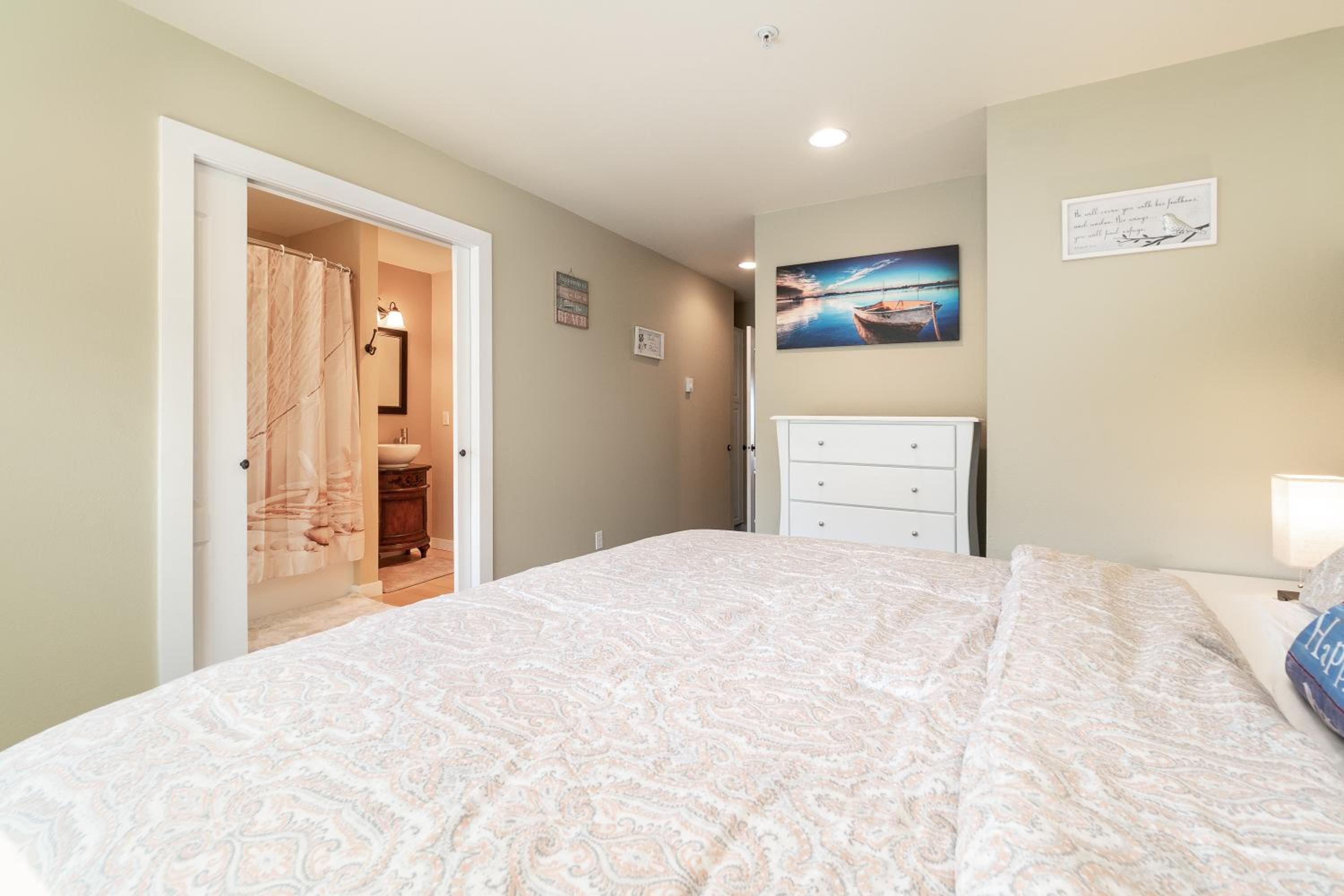 One-Bedroom House photo 1