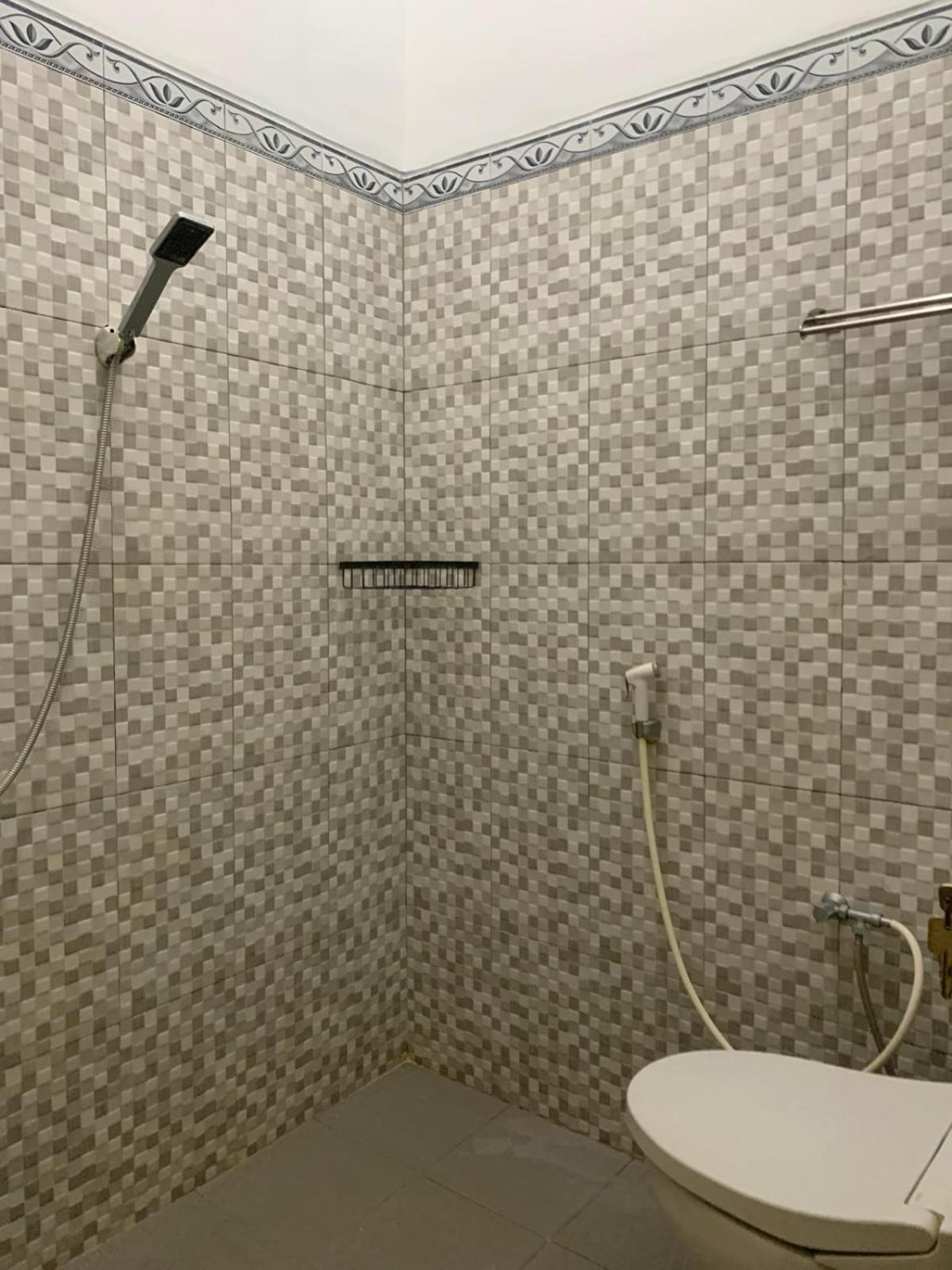 Double Room - Photo 7