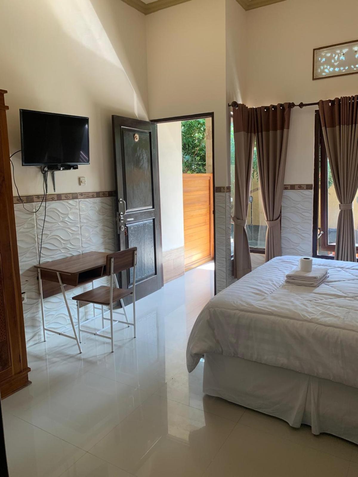 Double Room - Photo 5