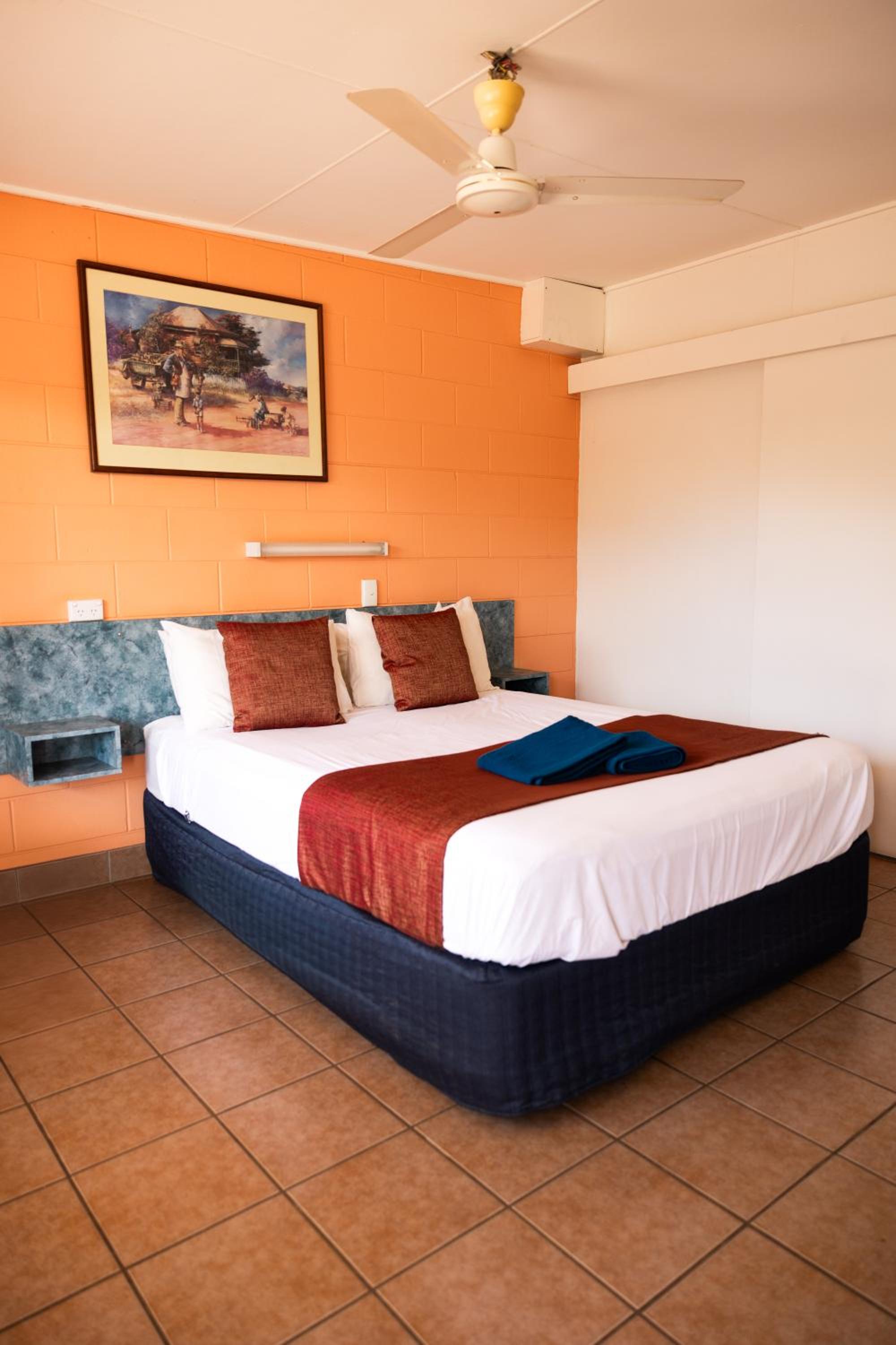 Queen Room - Photo 1