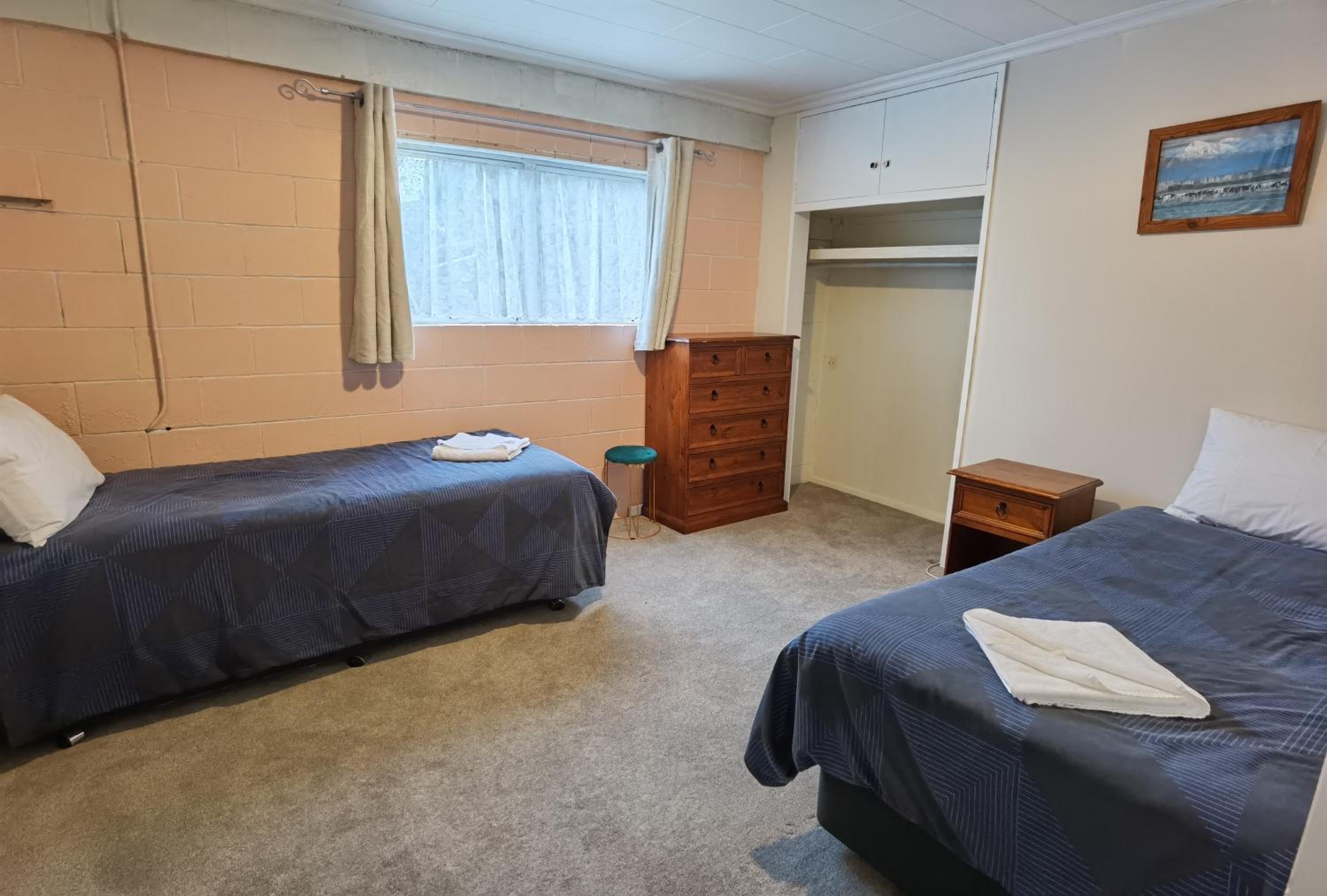 Two-Bedroom Suite - Photo 6