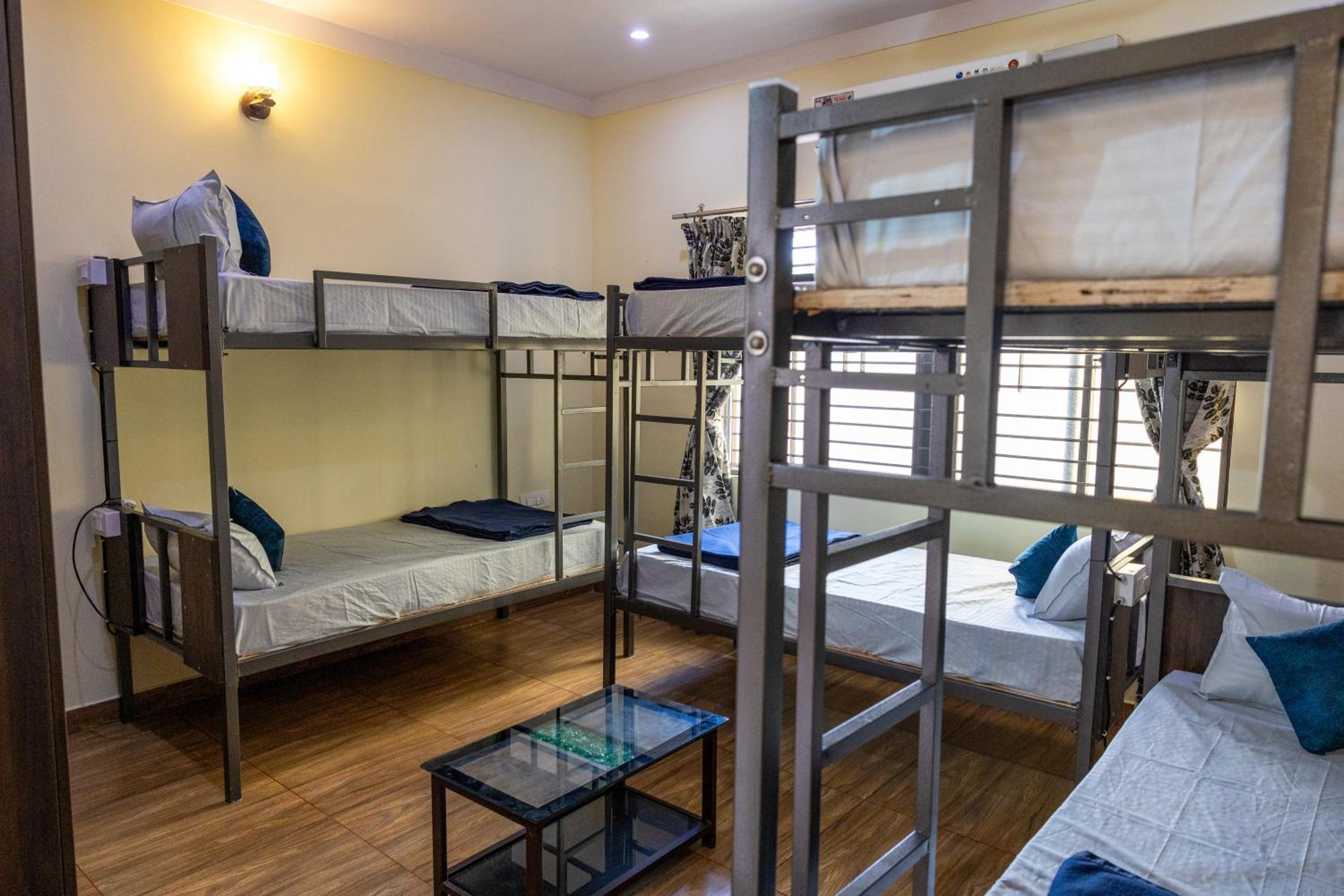 Bed in 6-Bed Female Dormitory Room photo 1