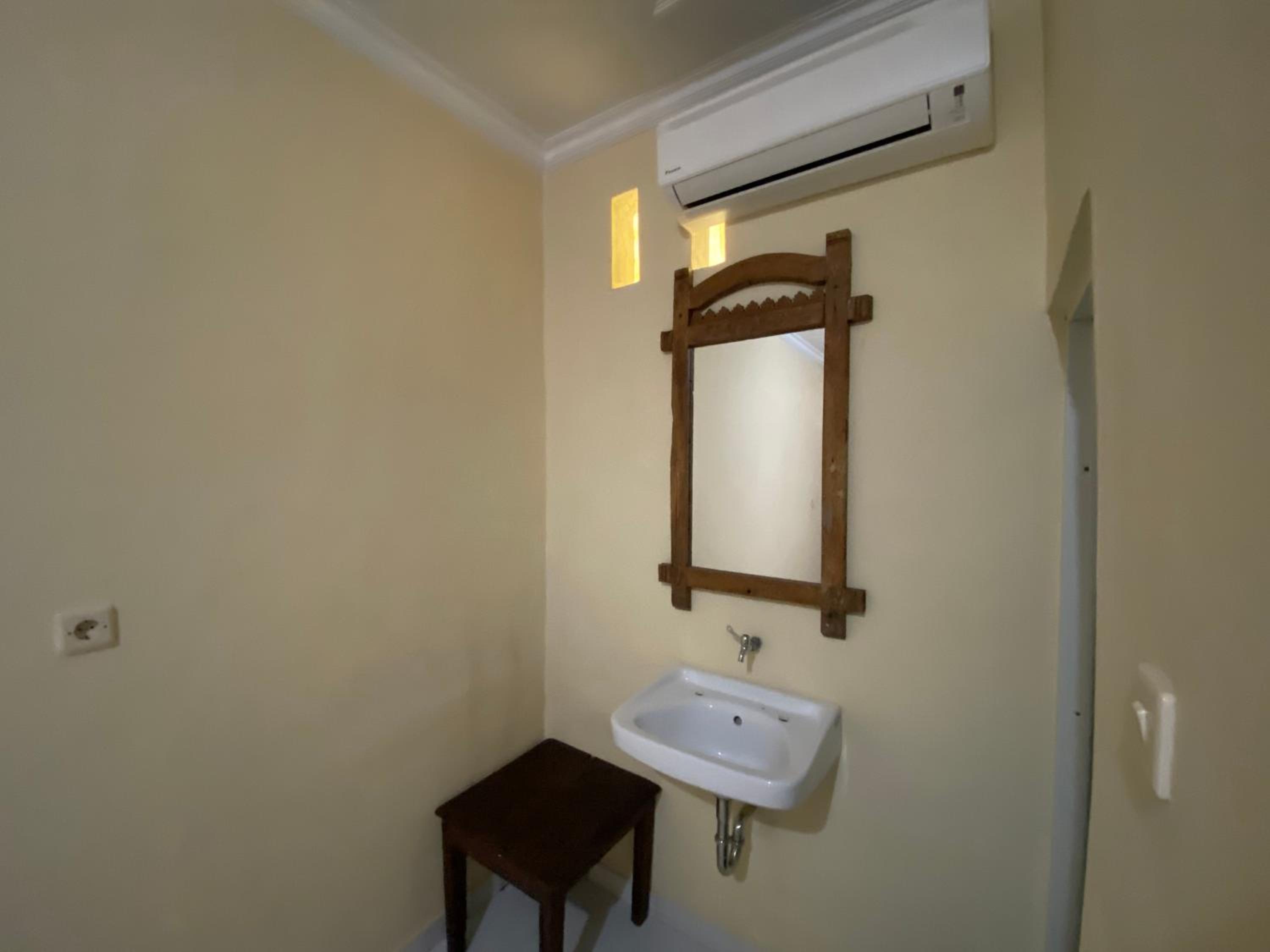 Double Room - Photo 23