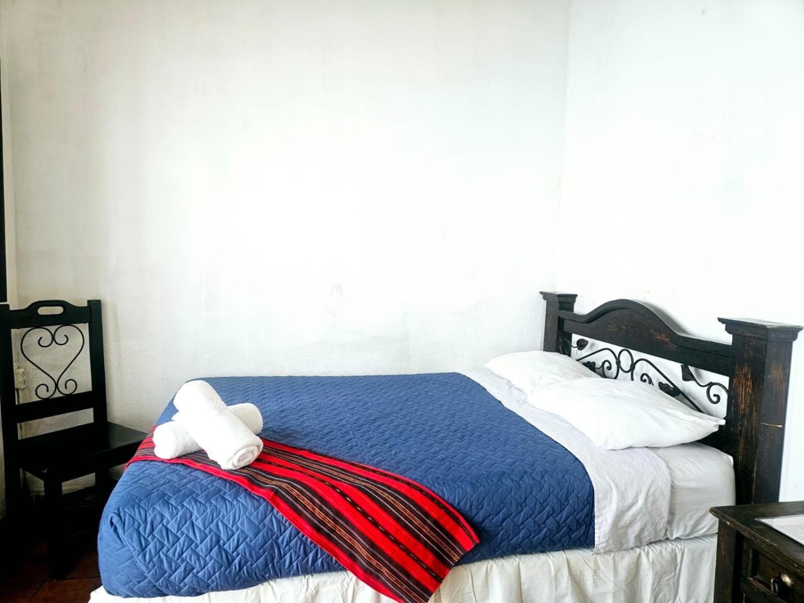 Double Room With Private Bathroom photo 2