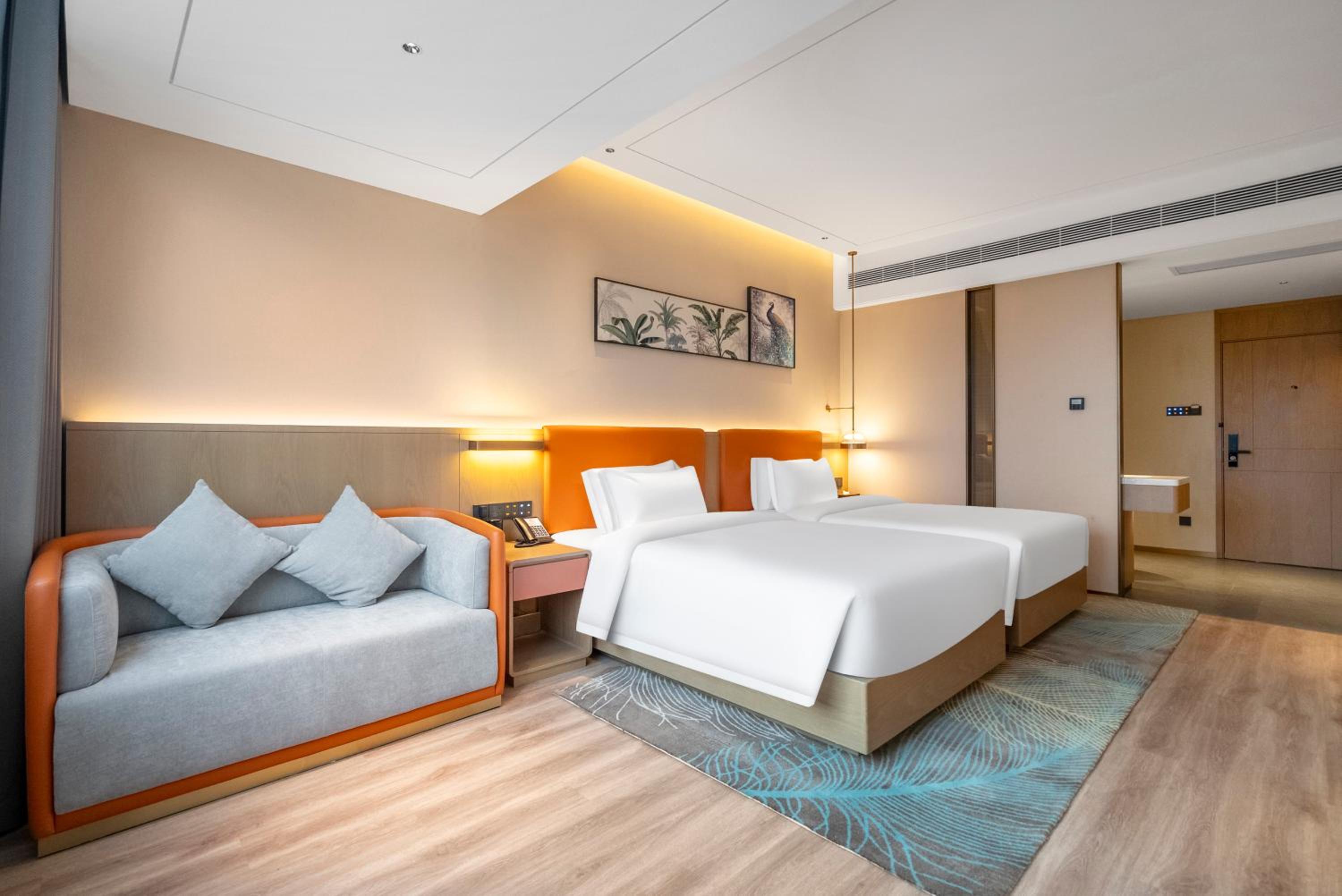 Deluxe Twin Room - Non-Smoking photo 2