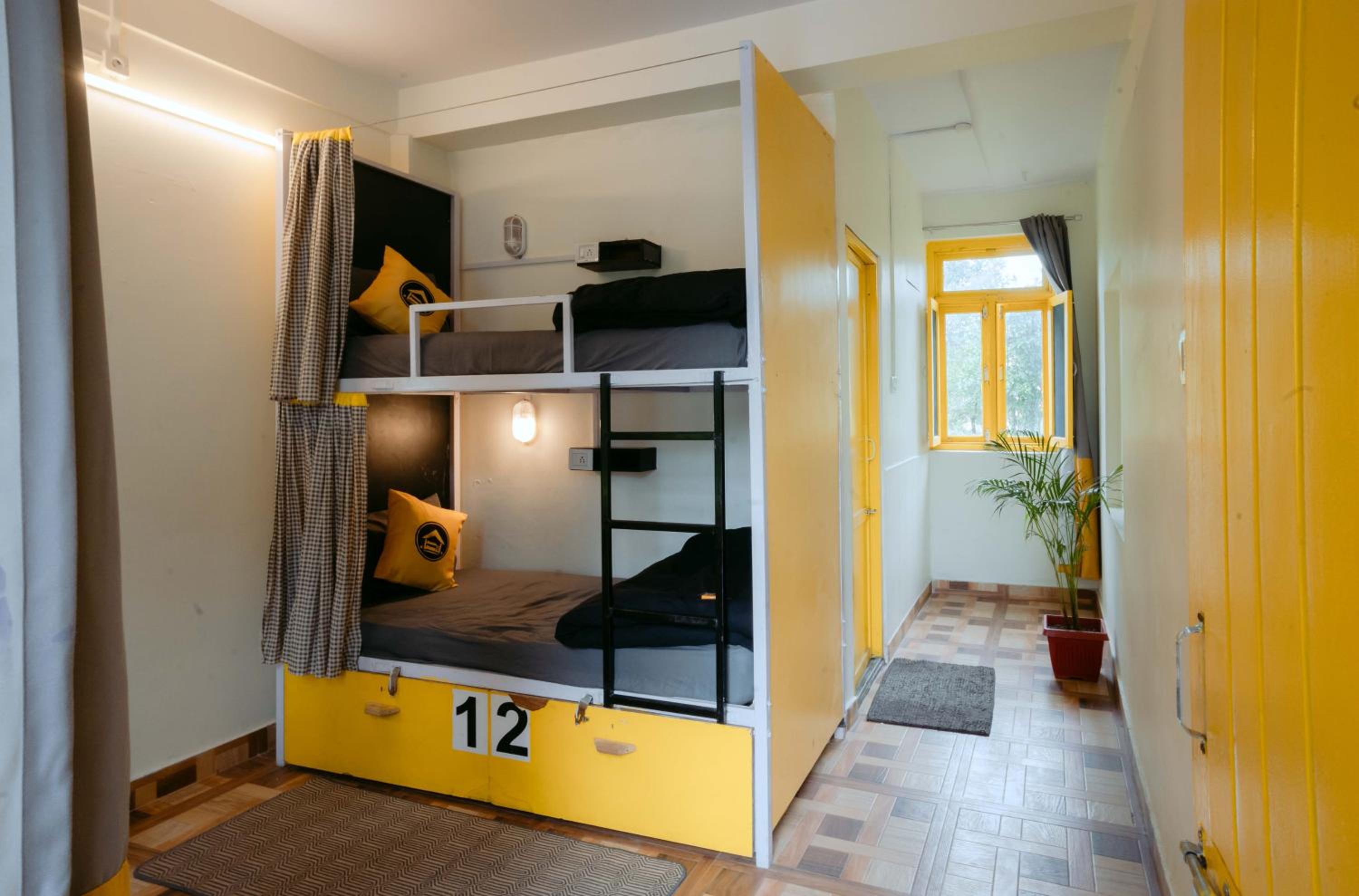 Bed in 2-Bed Female Dormitory Room photo 3