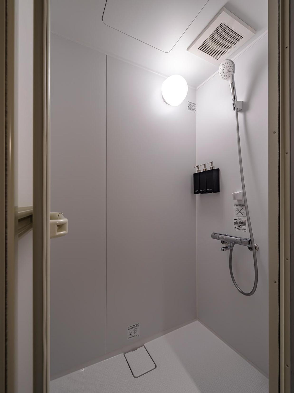 Double Room - Photo 6