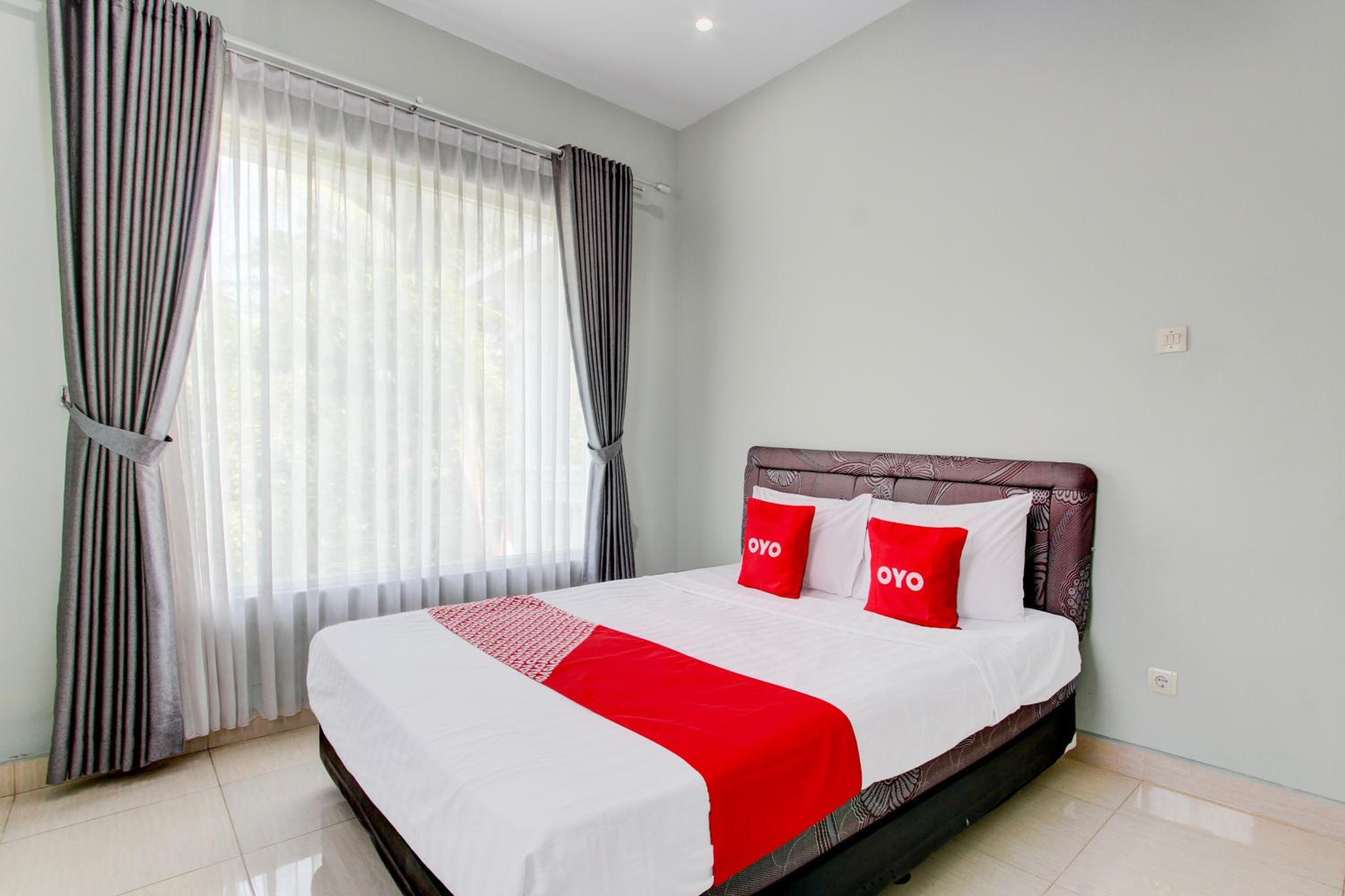 Deluxe Double Room - Photo 2