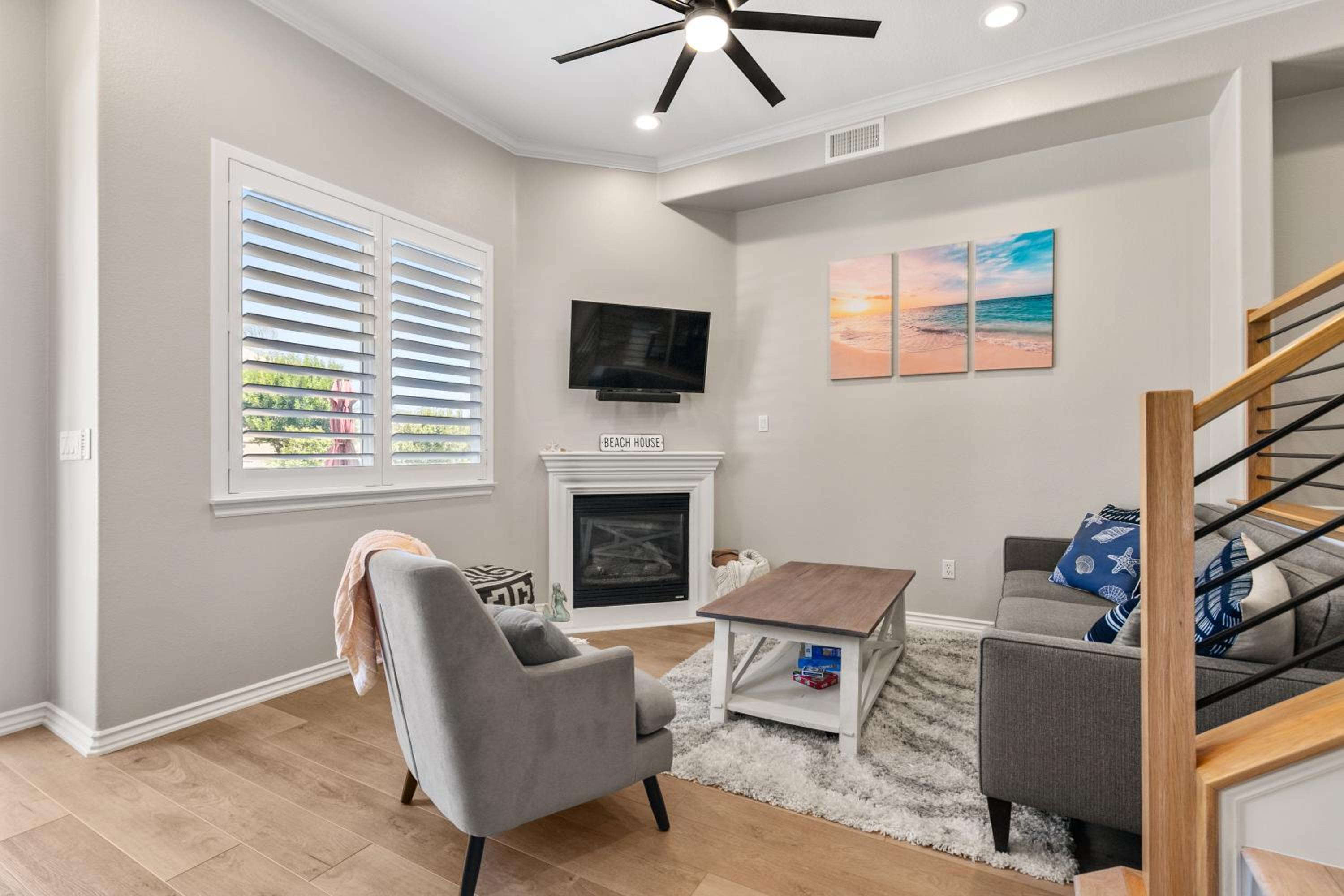 Three-Bedroom Apartment photo 1