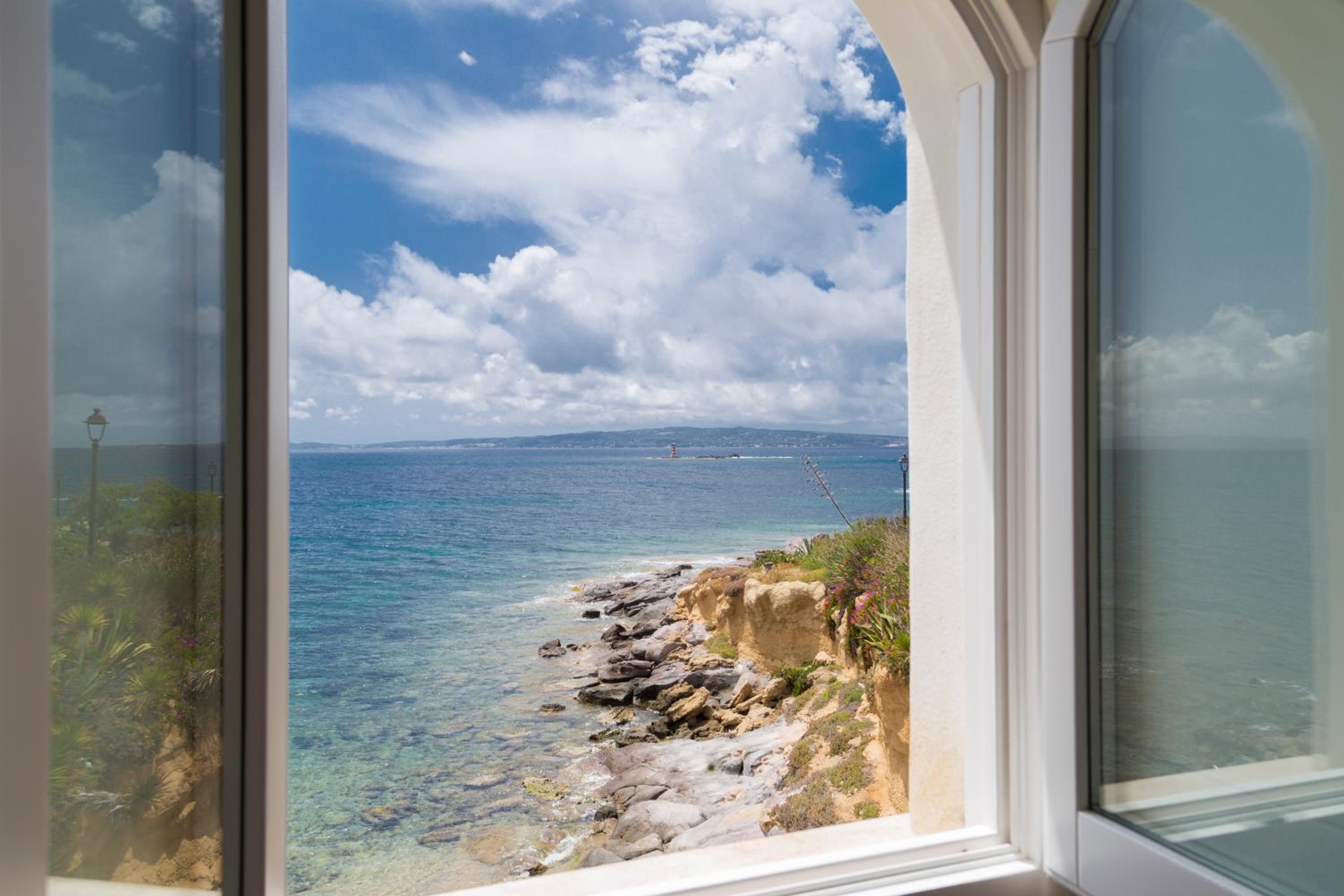 Deluxe Double Room with Sea View photo 2