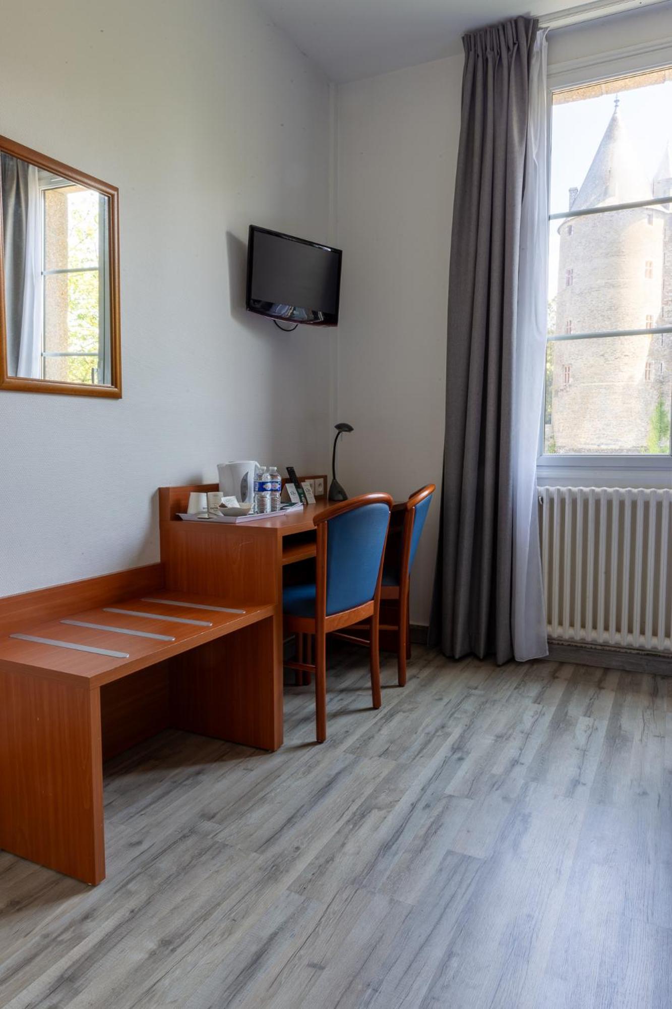 Superior Double Room With Castle View