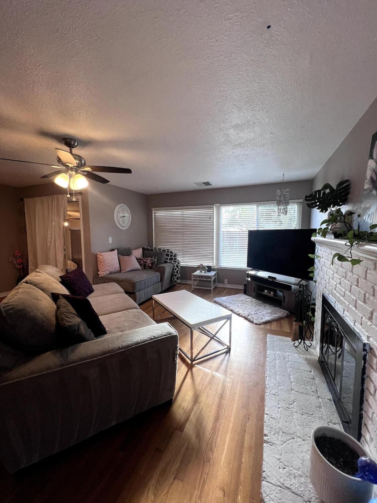 Three-Bedroom House photo 1