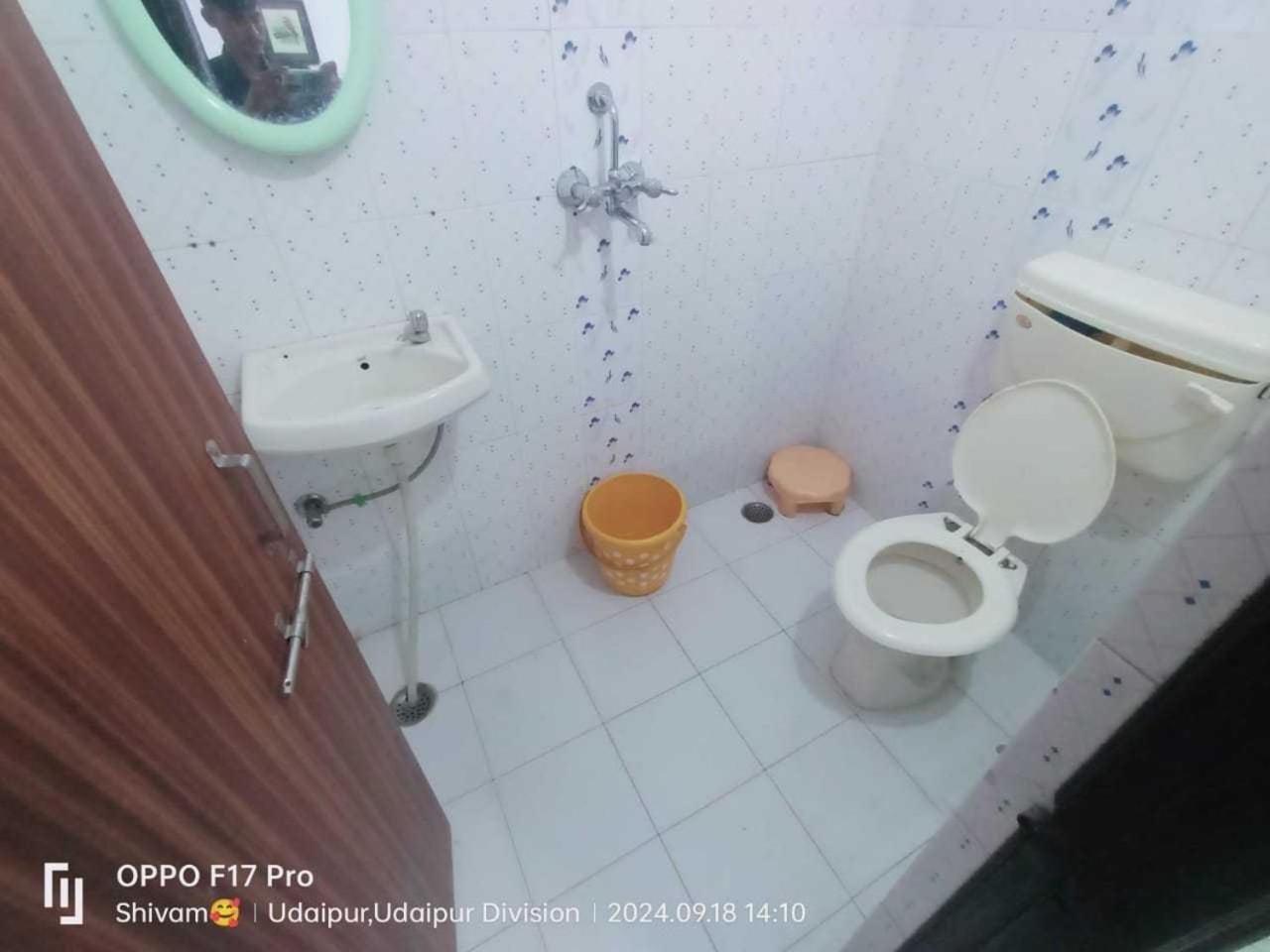 Classic Triple Room photo 2