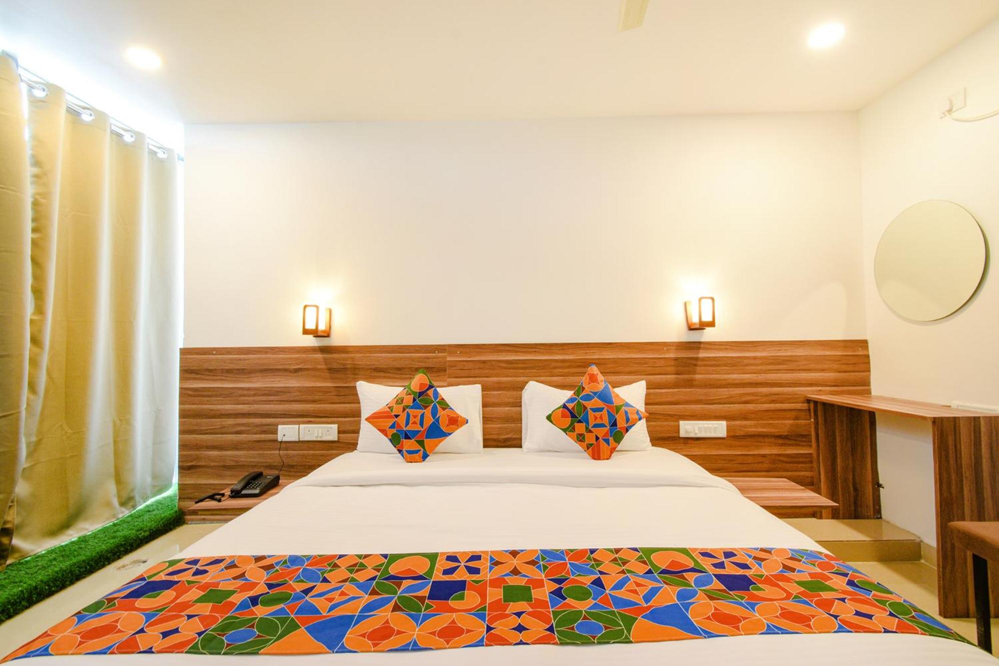 Deluxe Room - Photo 4