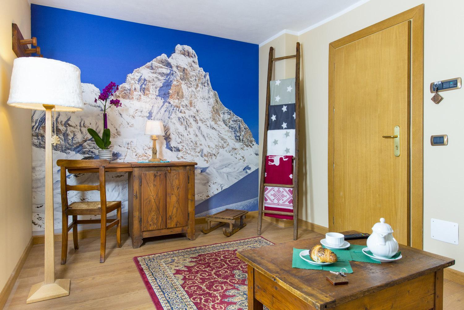 Suite with Mountain View - Photo 6