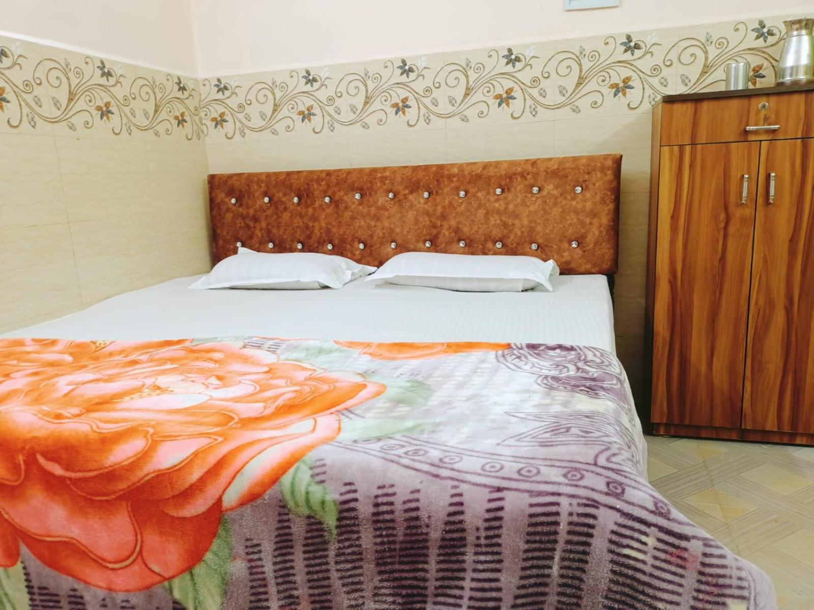 Deluxe Double Room photo 2