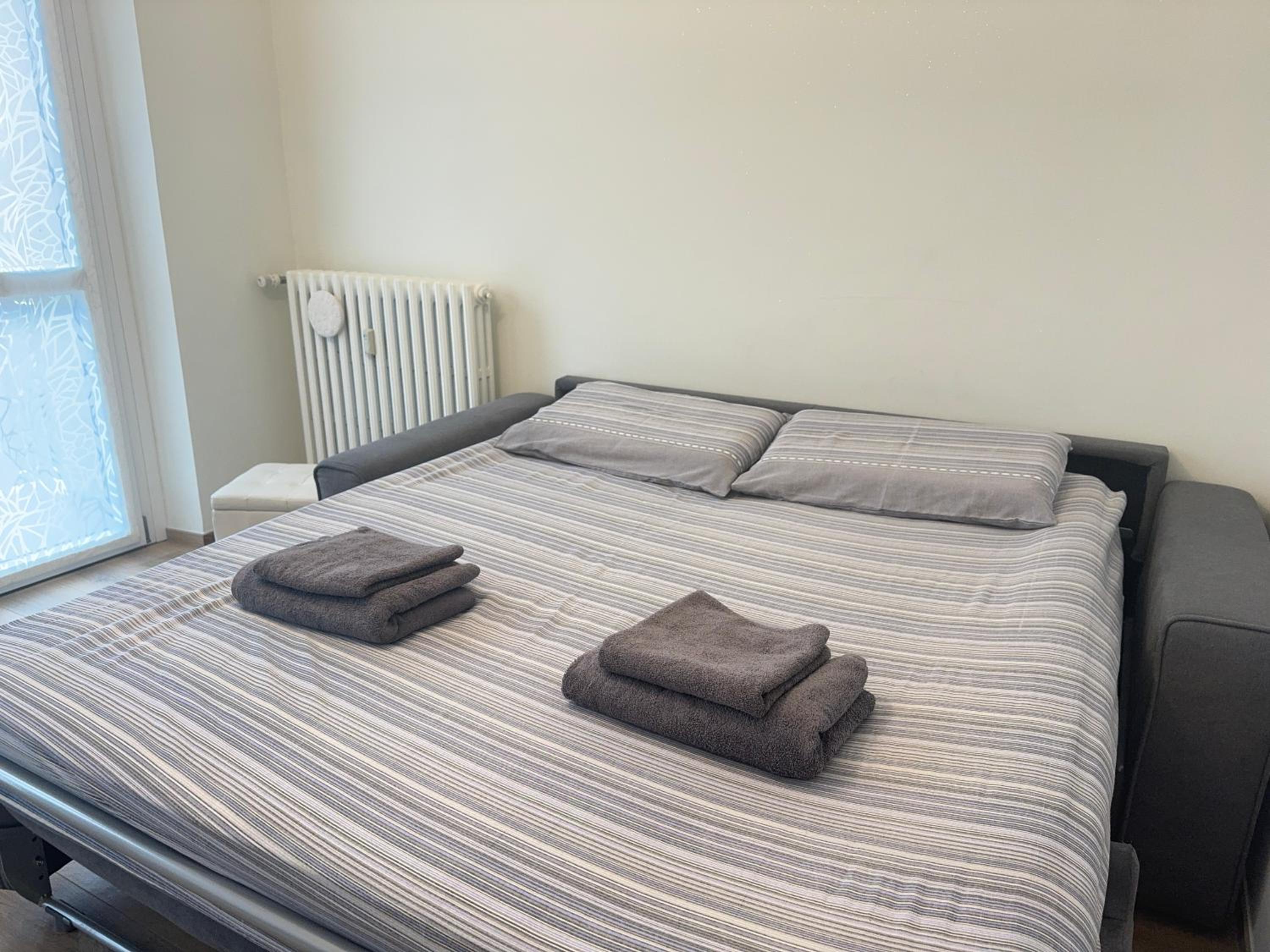 Two-Bedroom Apartment with Balcony