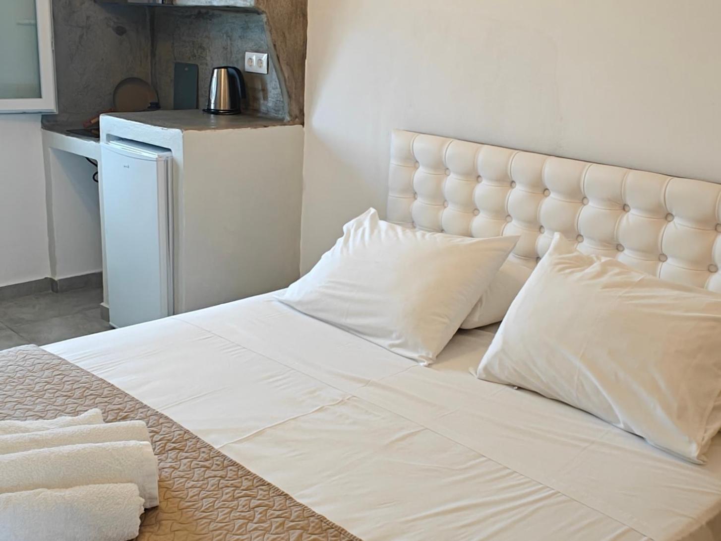 Deluxe Triple Room with Sea View