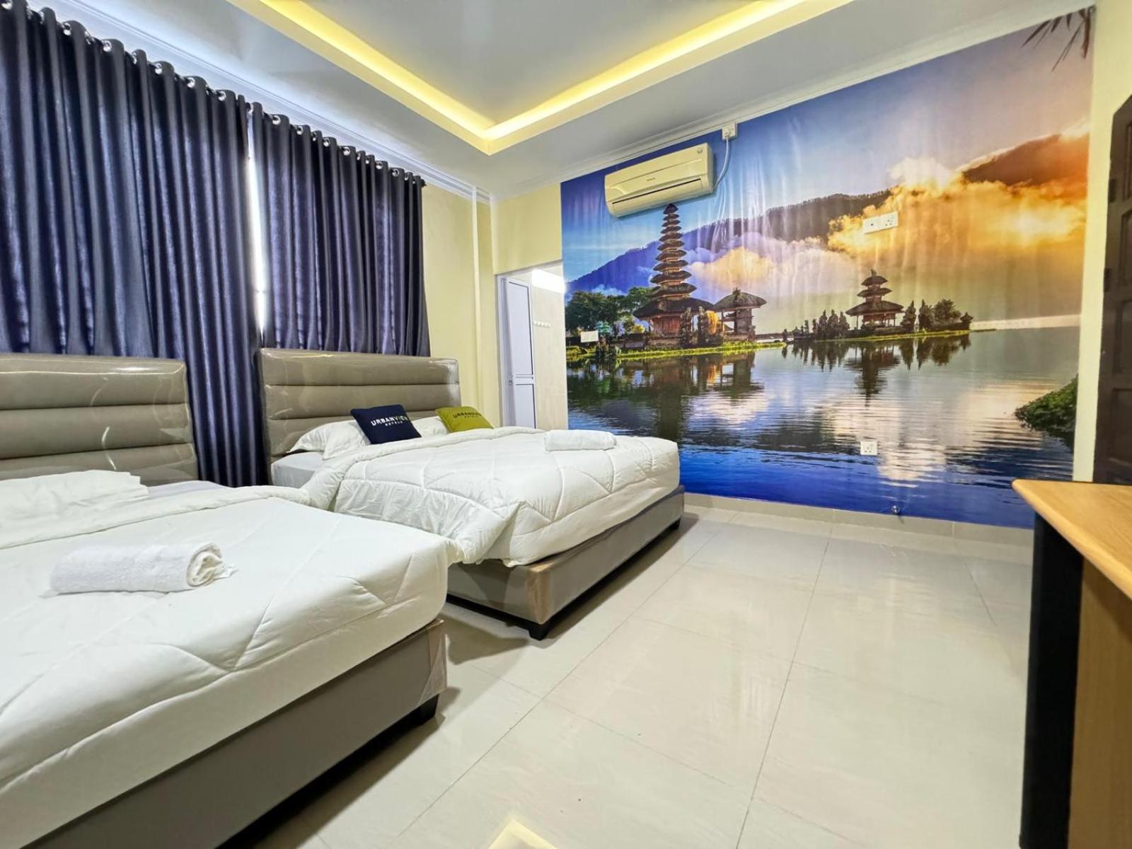 Family Room - Photo 1
