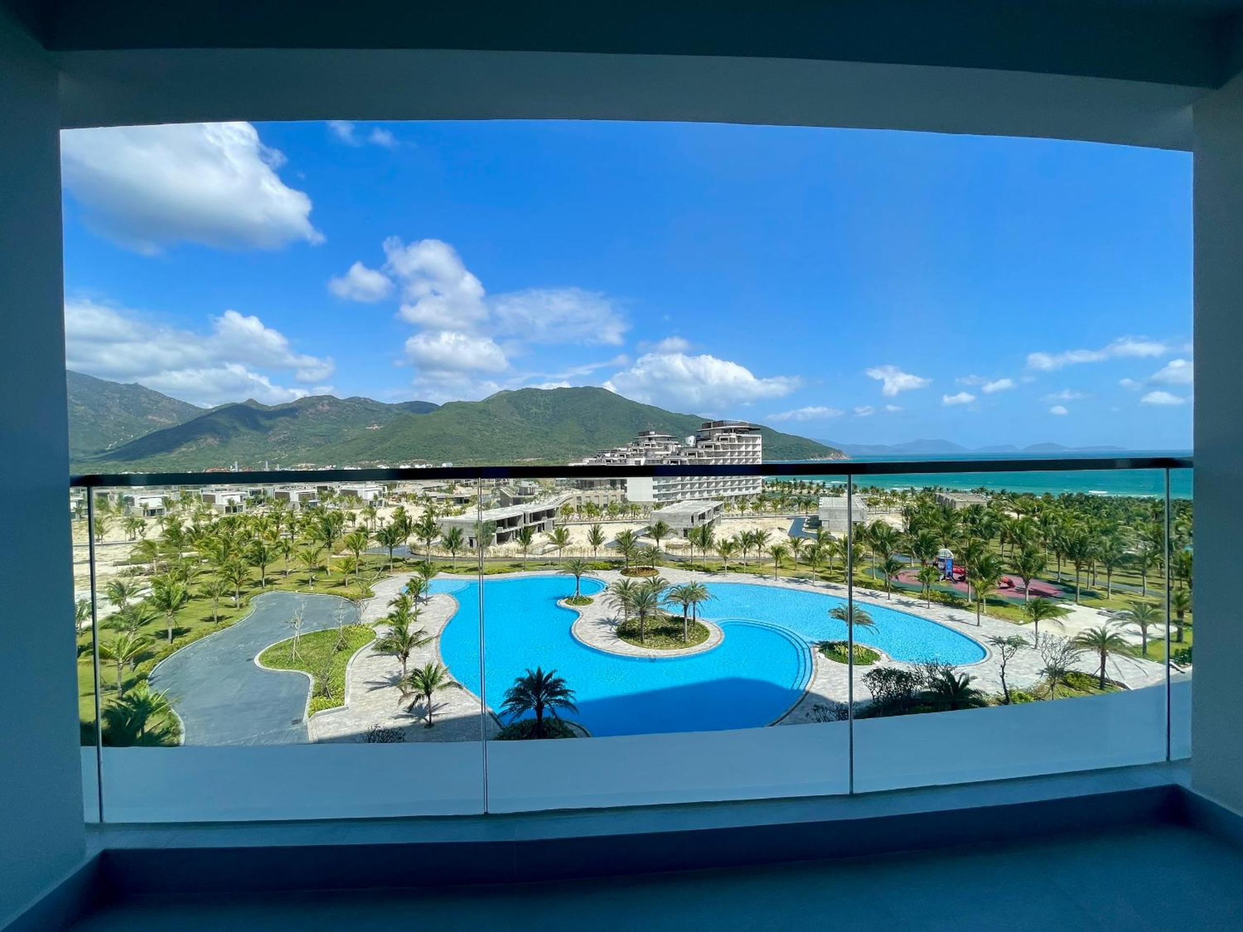 Deluxe Triple Room with Ocean View - Photo 2