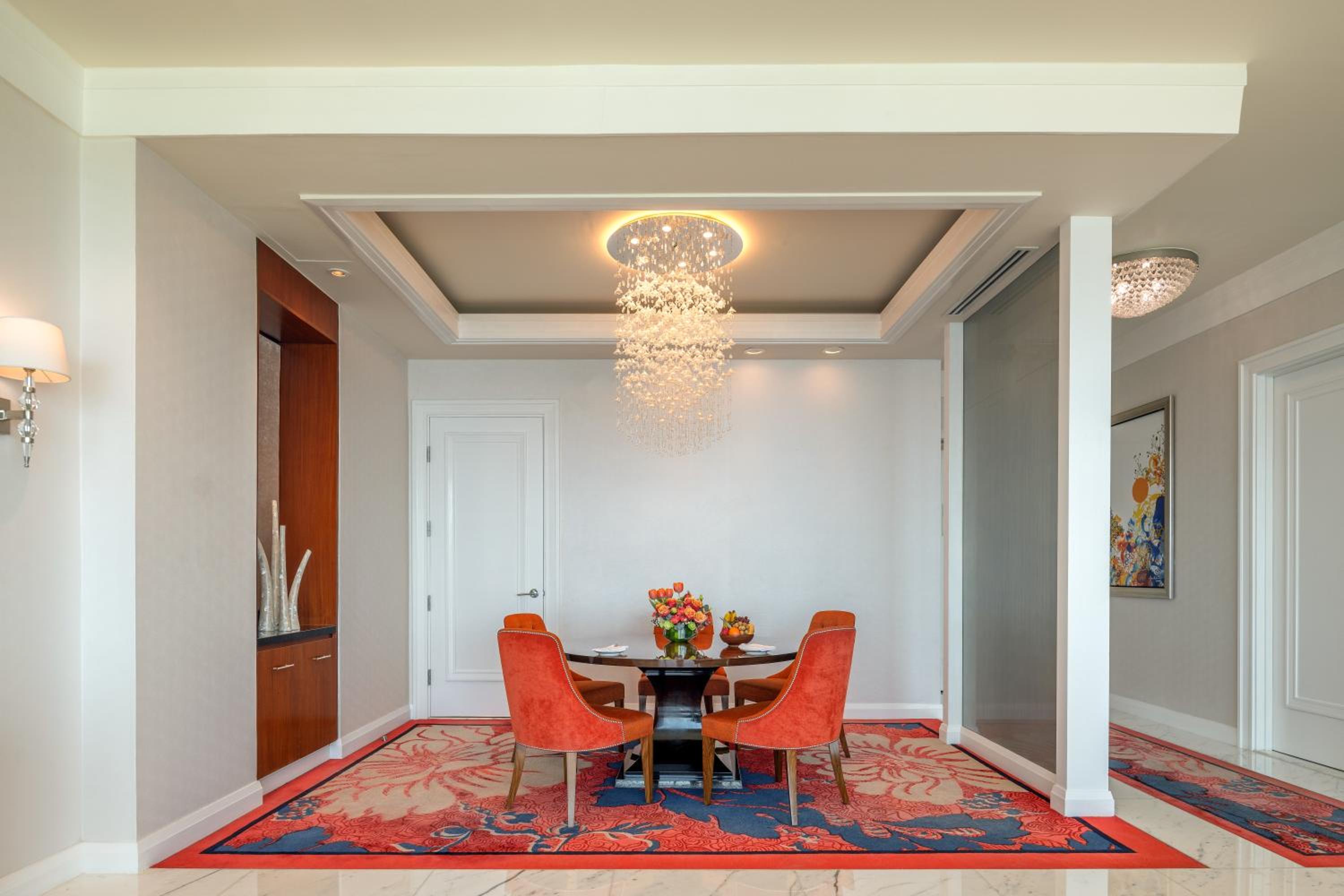 Prestige Suite Bay