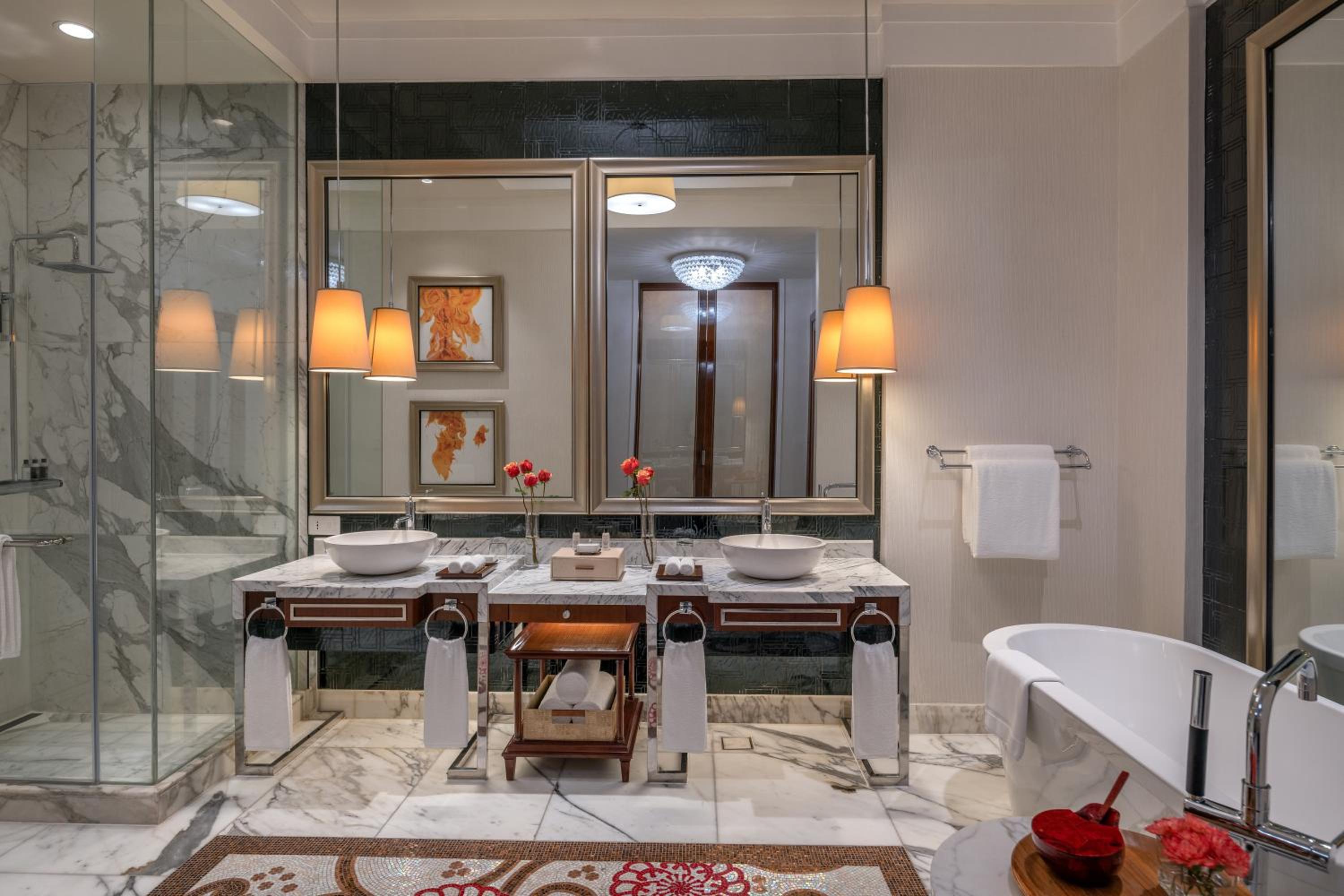 Prestige Suite Bay