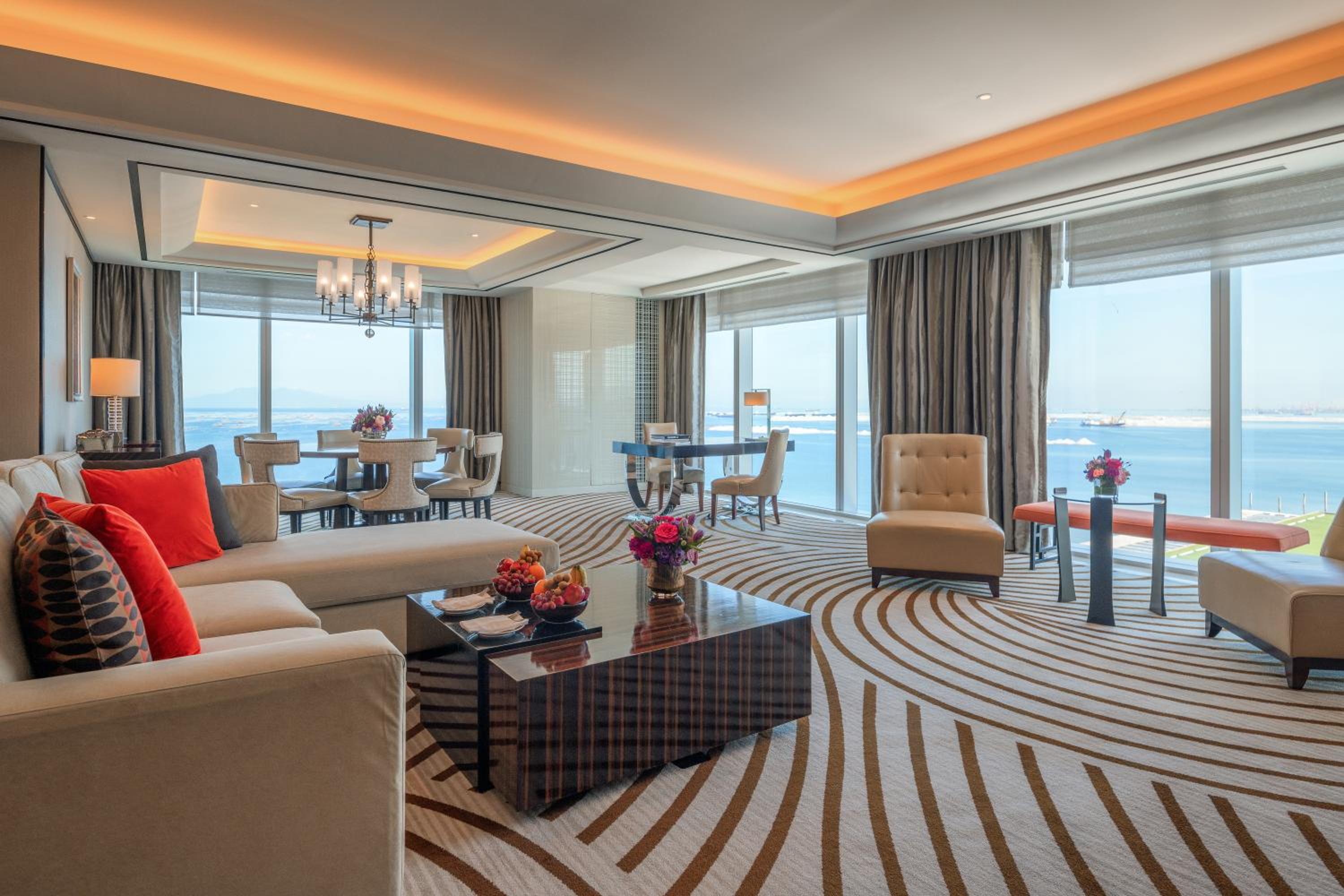 Signature Suite