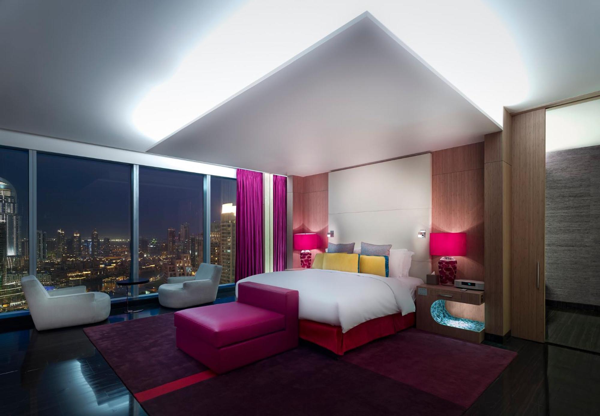 Royal King Suite with View and Club Access